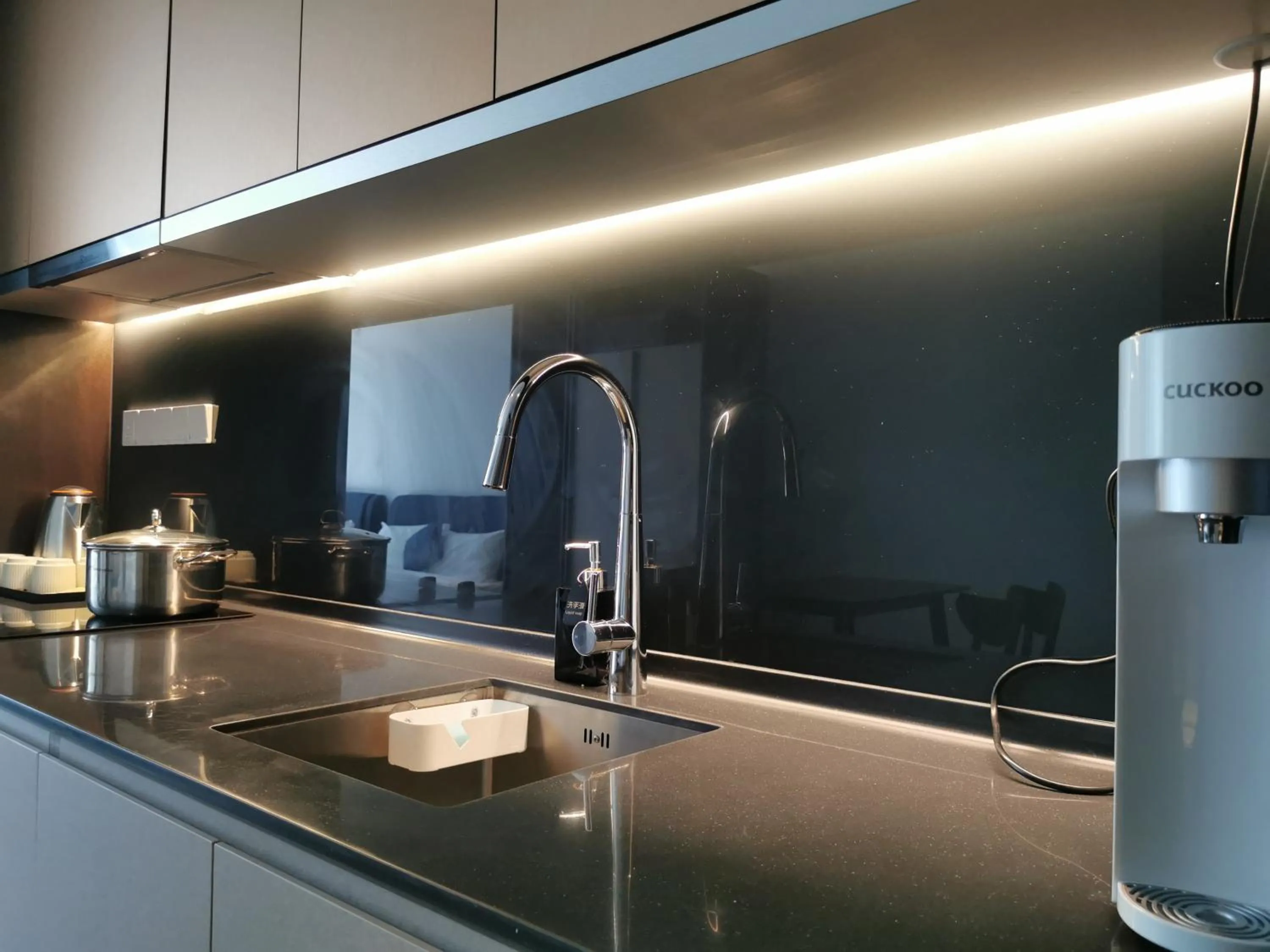 Scarletz Suites KLCC by De Harlequins Guesthouse