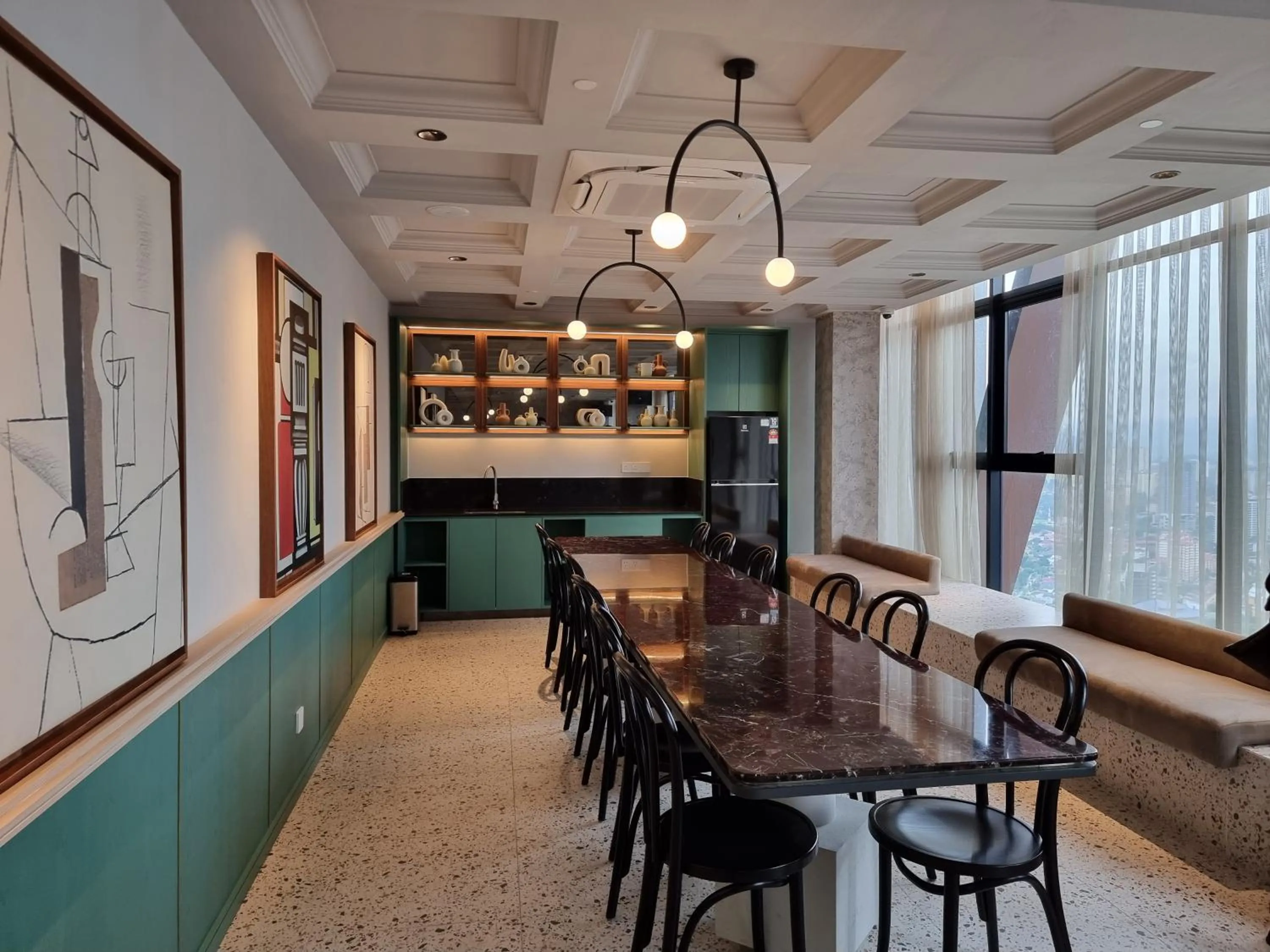 Scarletz Suites KLCC by De Harlequins Guesthouse