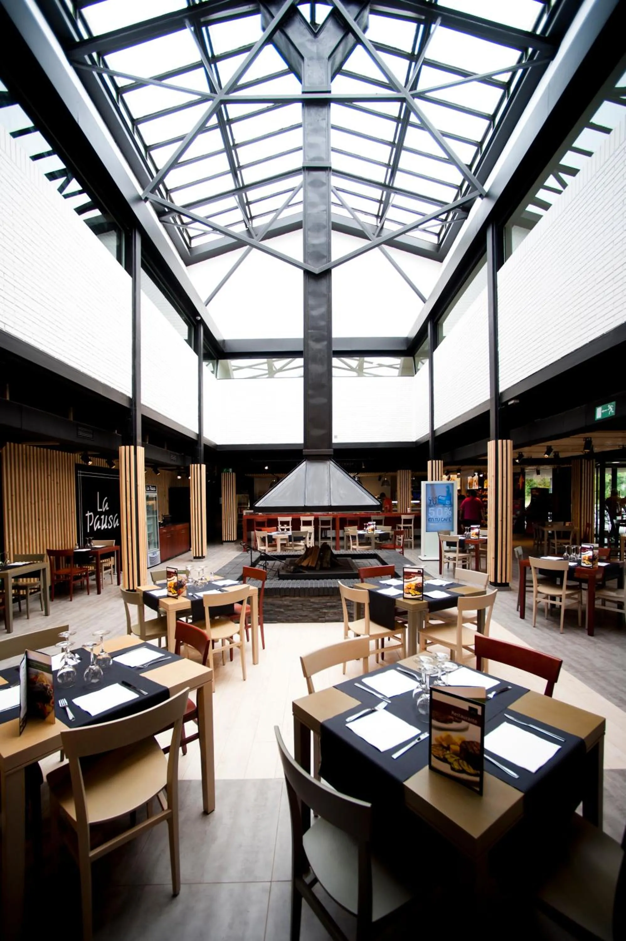 Restaurant/places to eat in AS Hoteles Altube