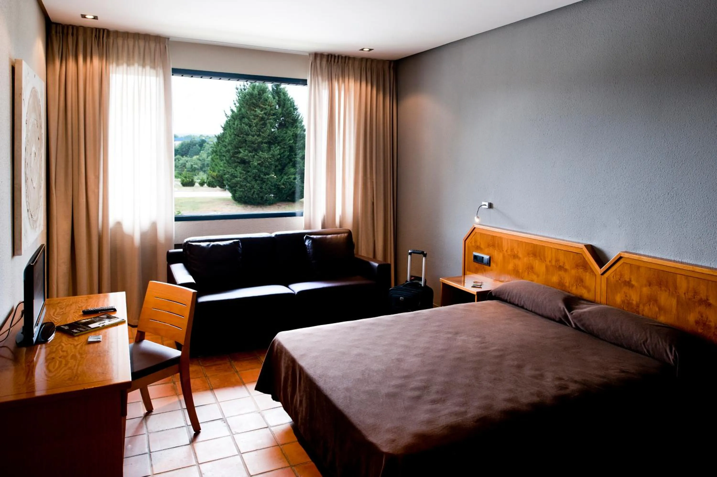 Photo of the whole room, Bed in AS Hoteles Altube