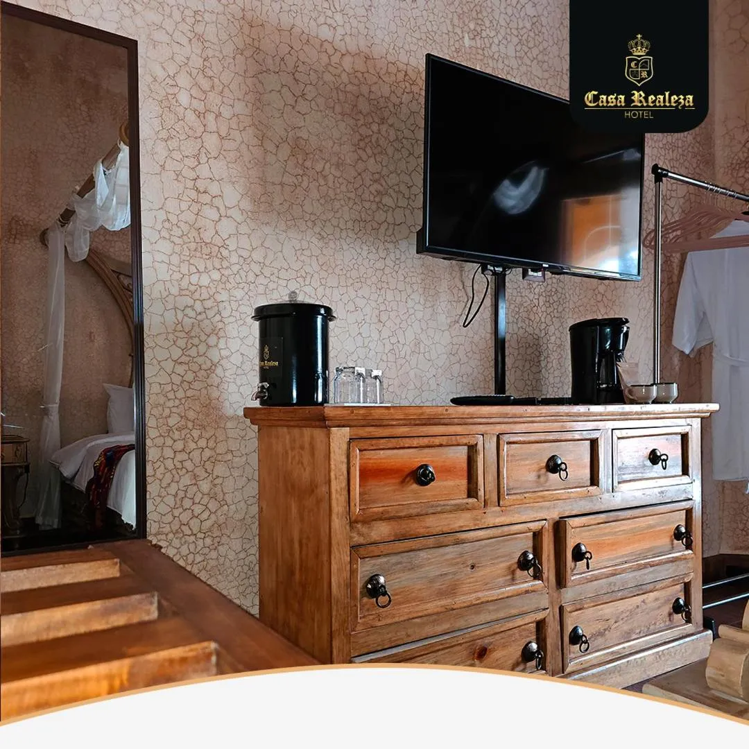 TV and multimedia in Hotel Casa Realeza