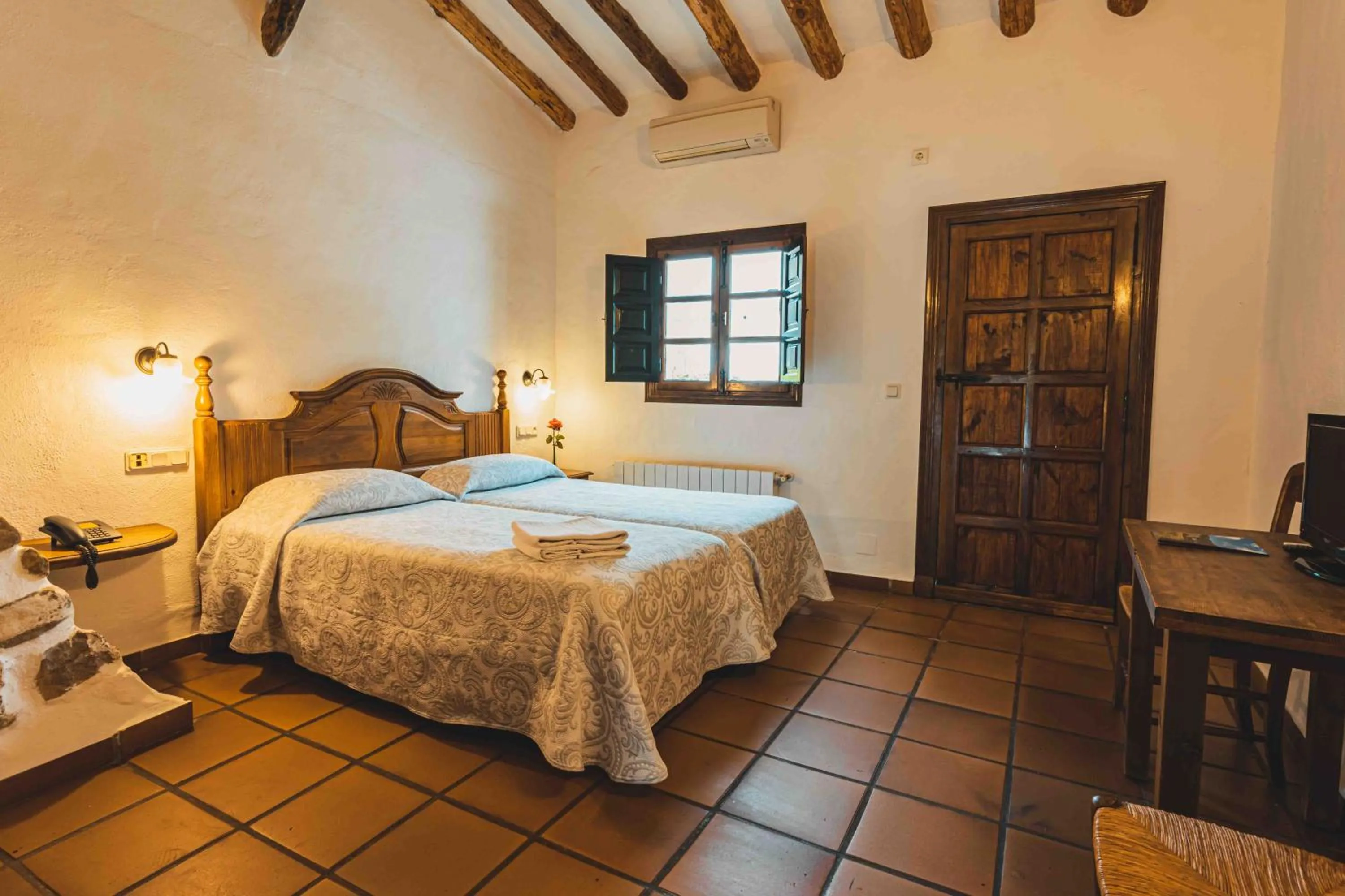 Bedroom, Bed in Hotel Rural El Horcajo de Ronda