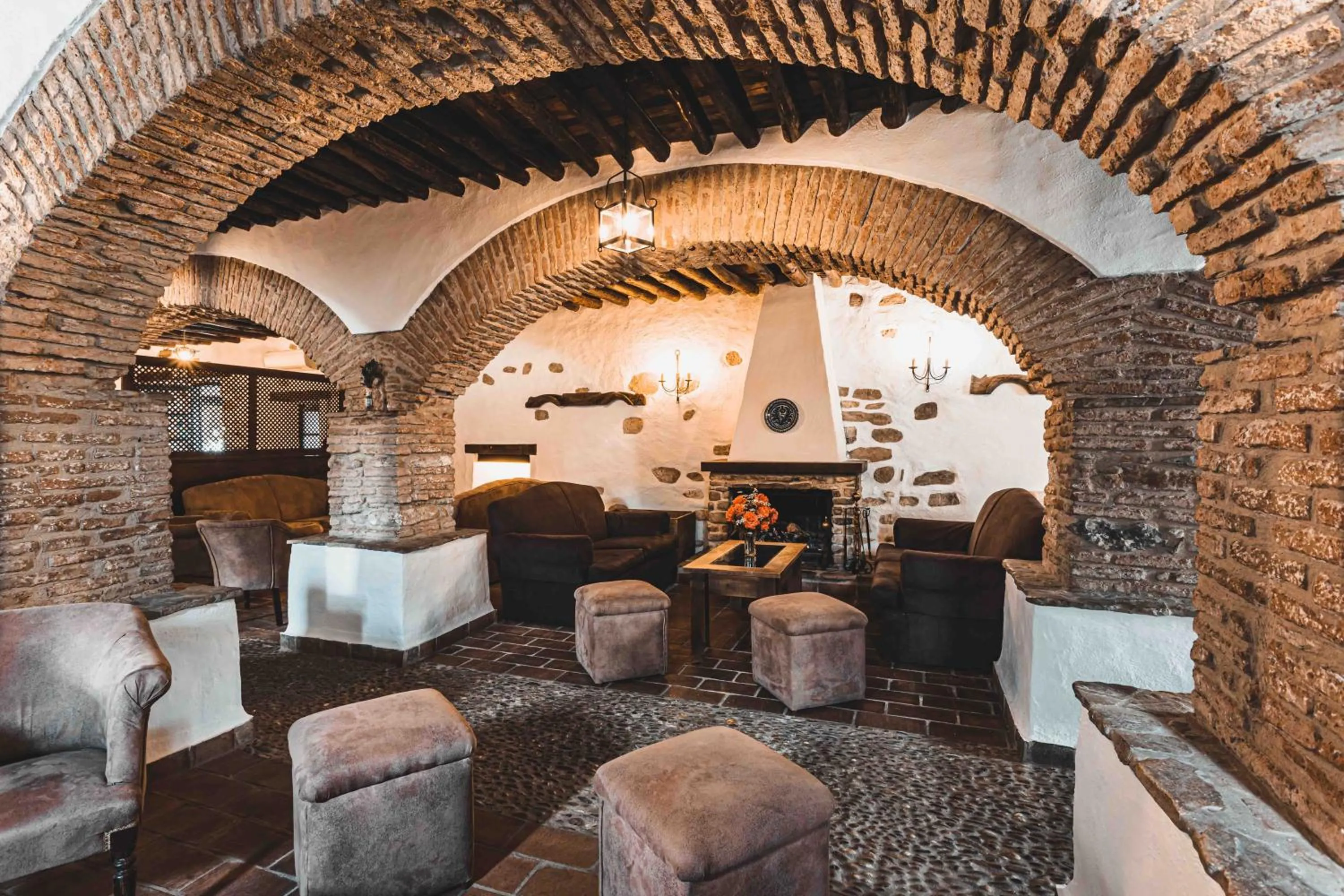 fireplace in Hotel Rural El Horcajo de Ronda