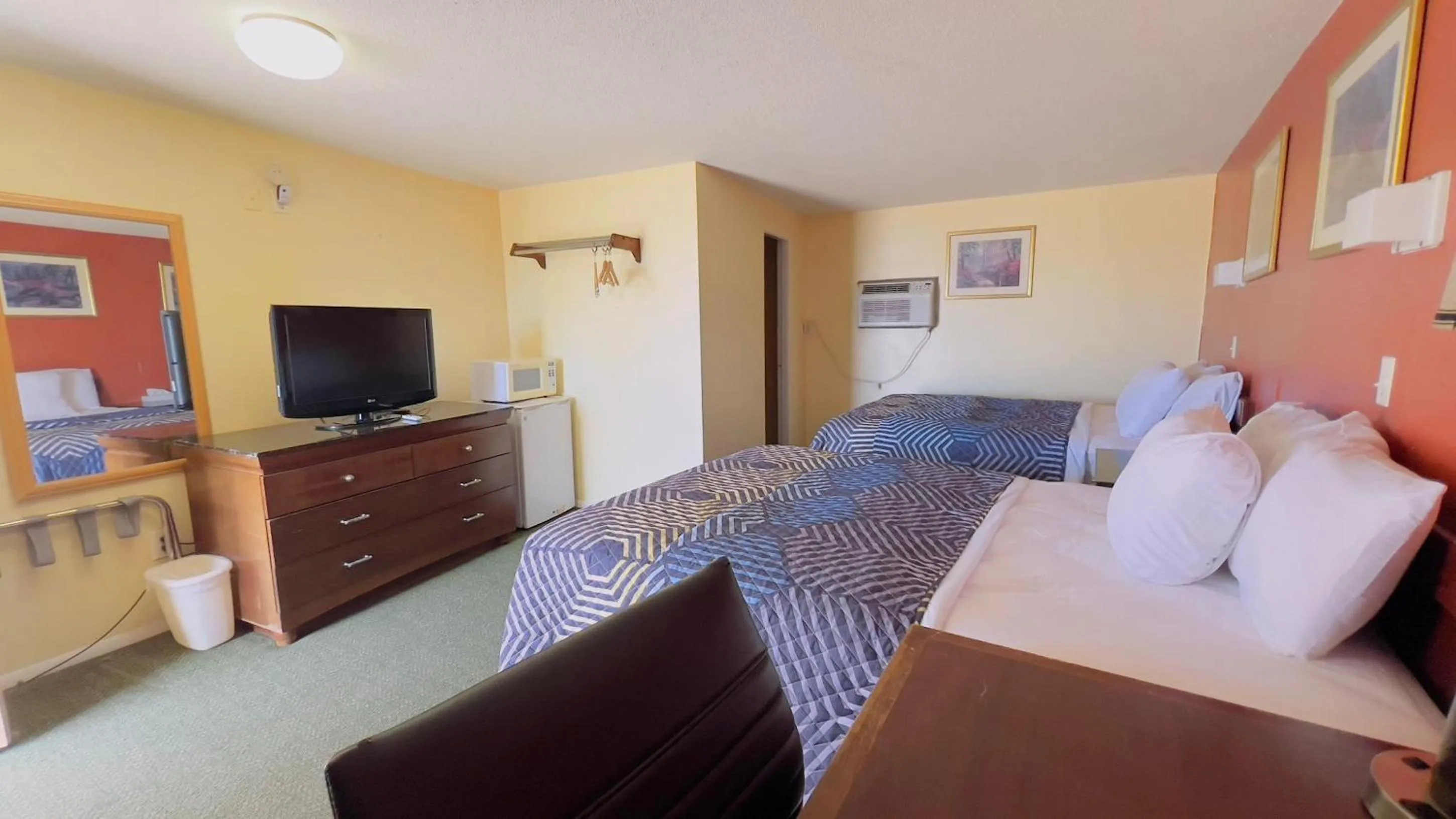 Travelors Lodge Motel & RV Park US-287&US-96