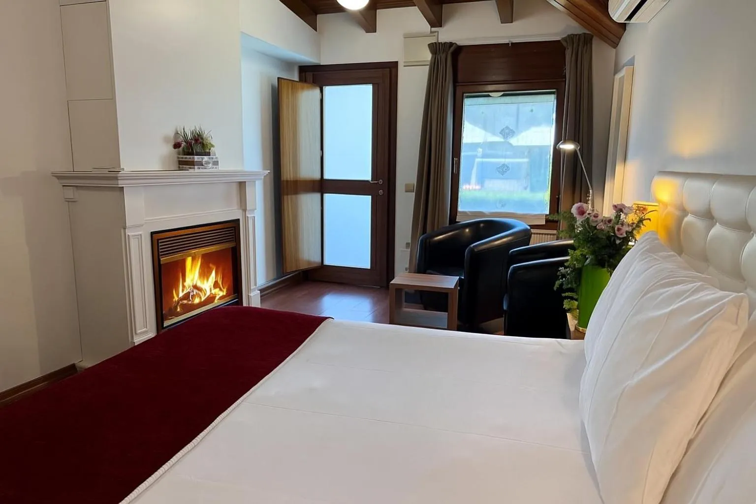 Bed in Hotel Del Lago