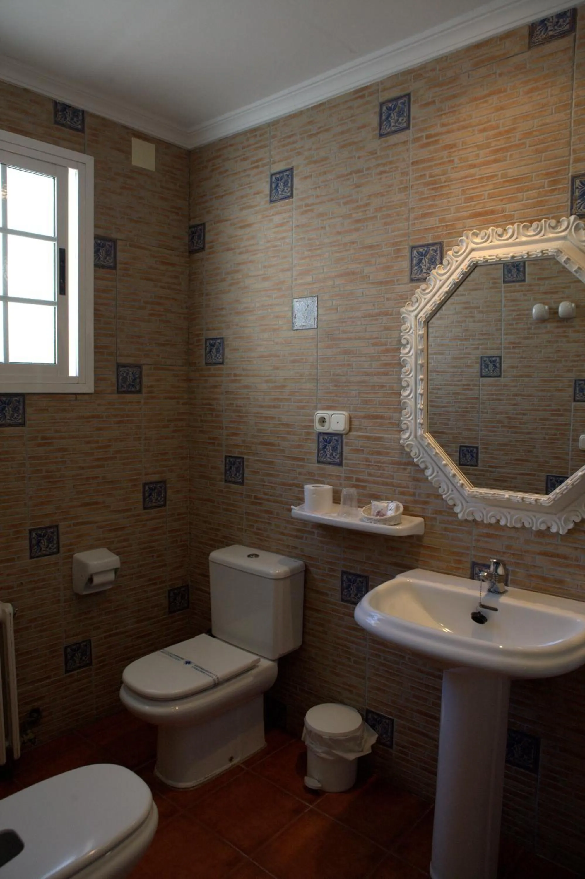 Bathroom in Ronda Hotel Polo