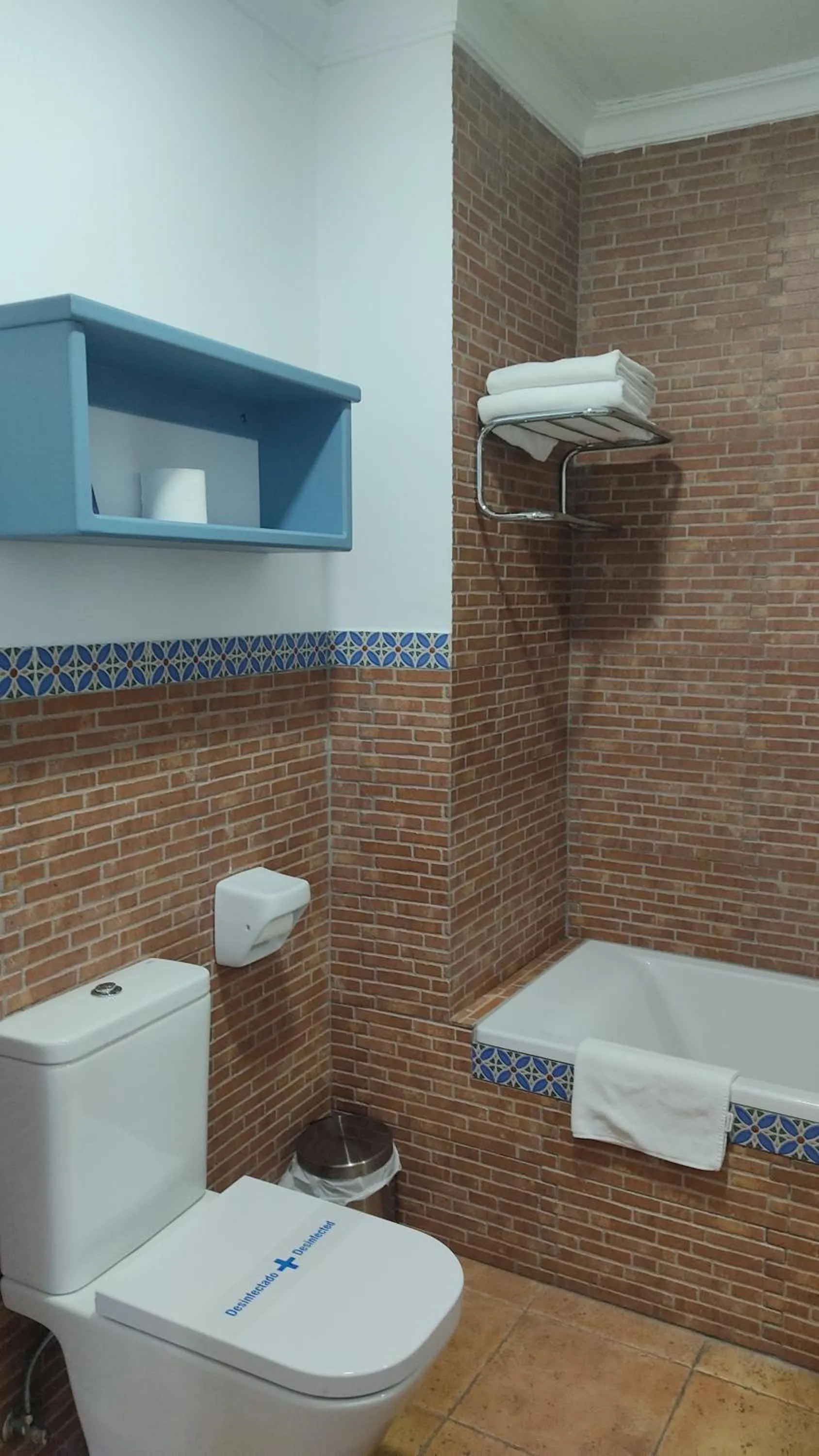 Bathroom in Ronda Hotel Polo