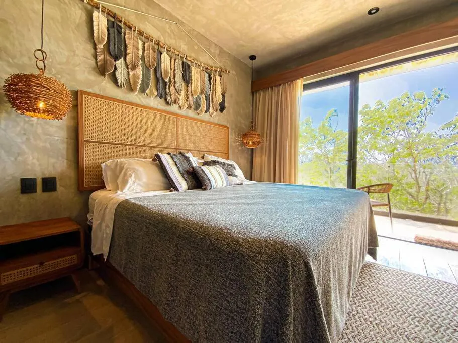 Bed in Amazing PH Corazon / Private Pool