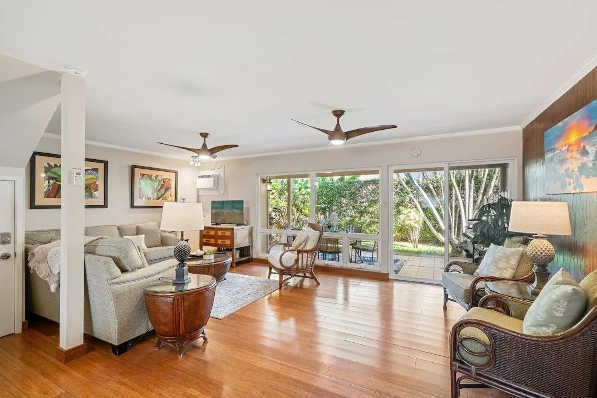 Puamana 153-4 · PU 153-4 Spacious Puamana Unit & Walk To The Bea