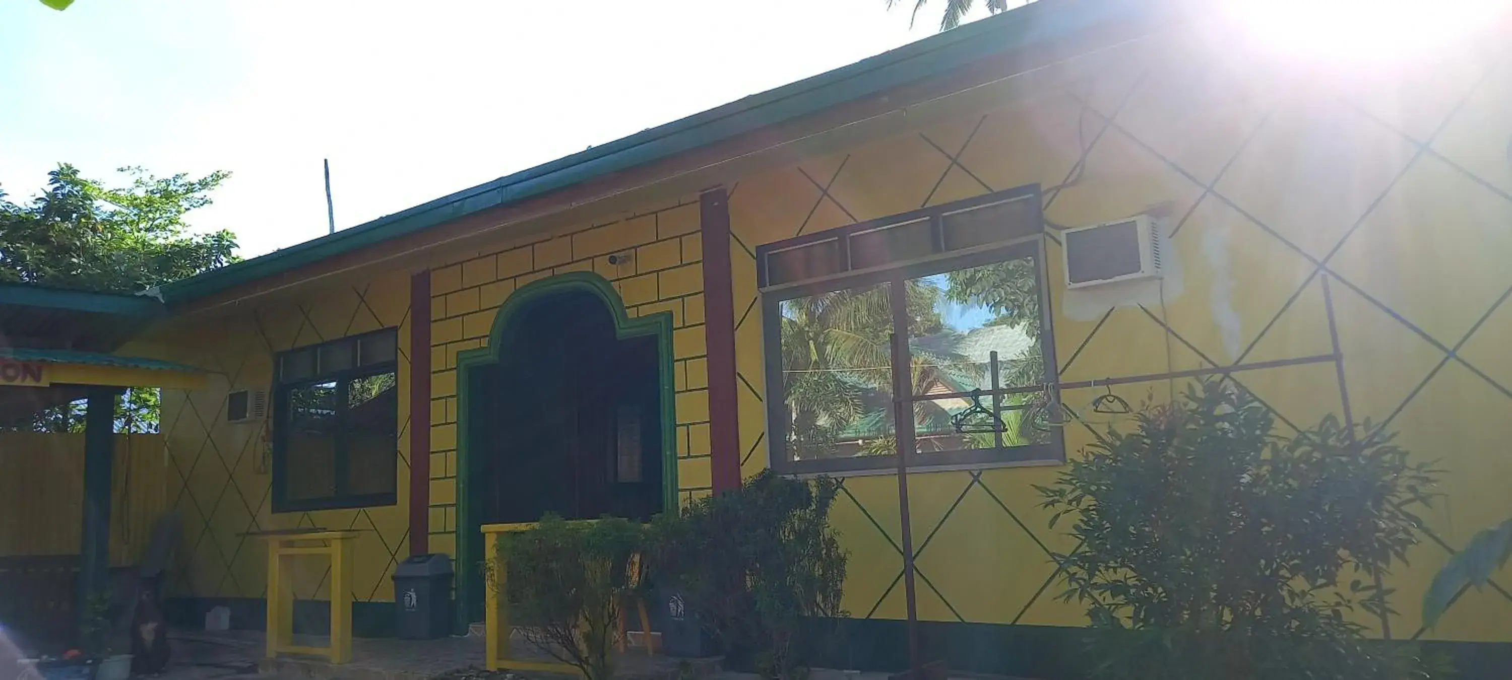 Rodel Yellow Hauz Rodel Yellow Hauz