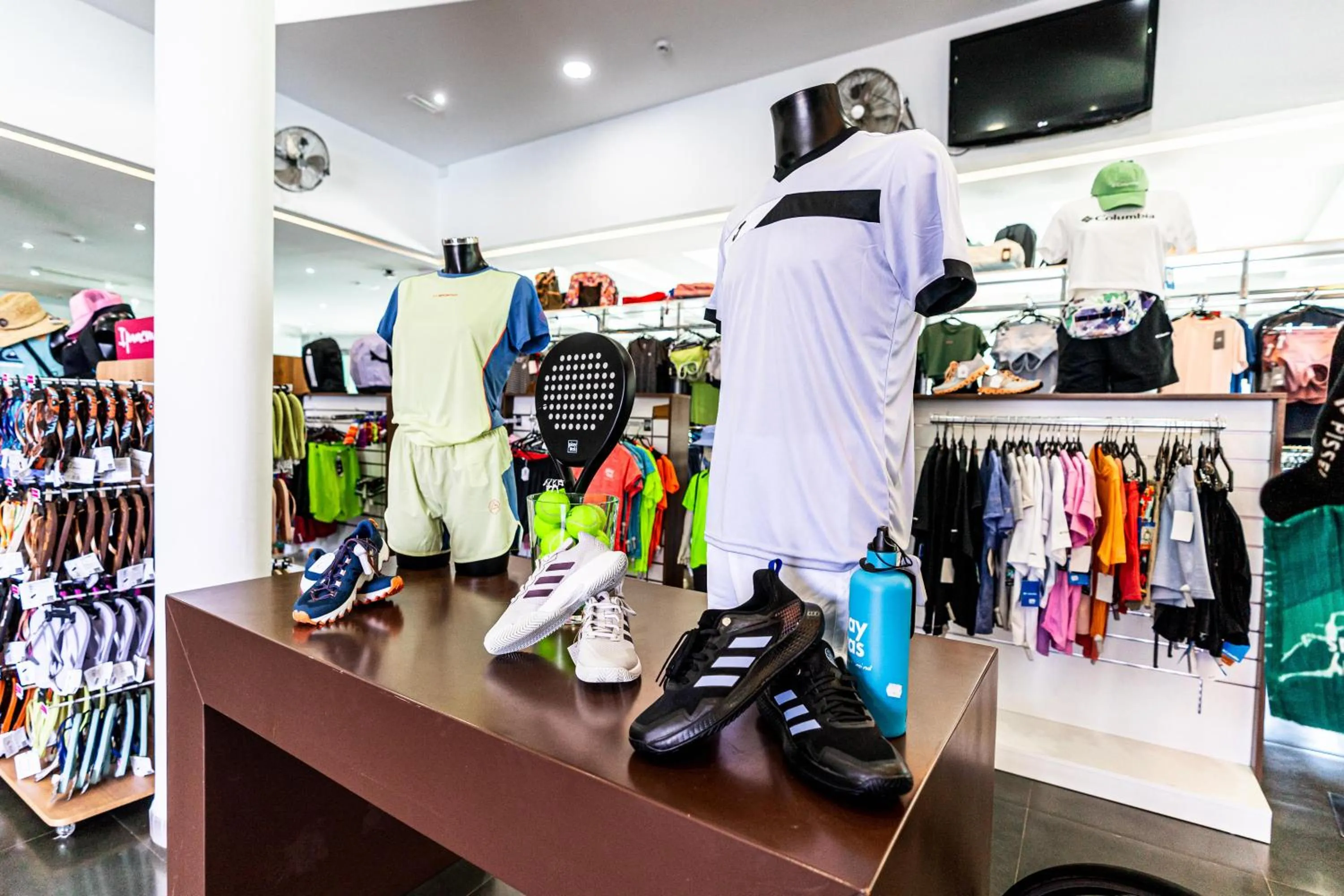 Shopping Area in Playitas Hotel - Sports Resort