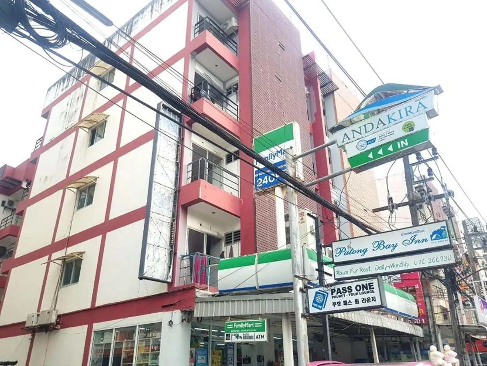Property building in Patong Bay Inn Property building in Patong Bay Inn