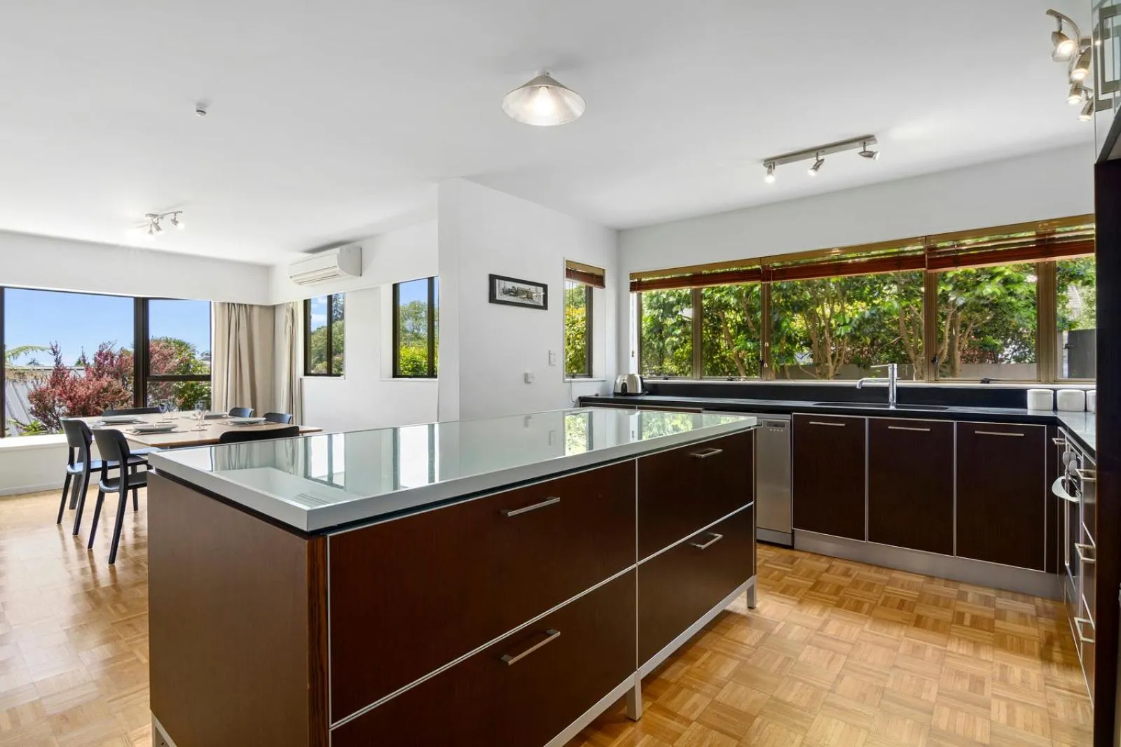 Rutherford Retreat - Nelson Holiday Home