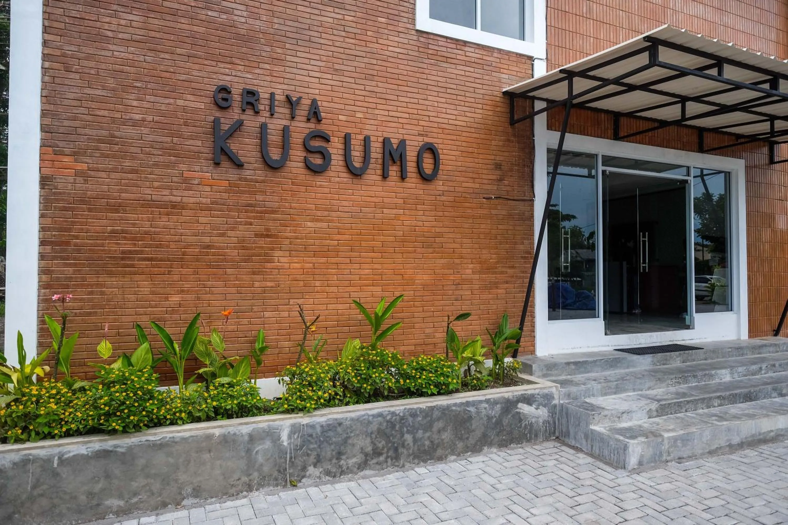 Facade/entrance in Urbanview Griya Kusumo Seturan Yogyakarta