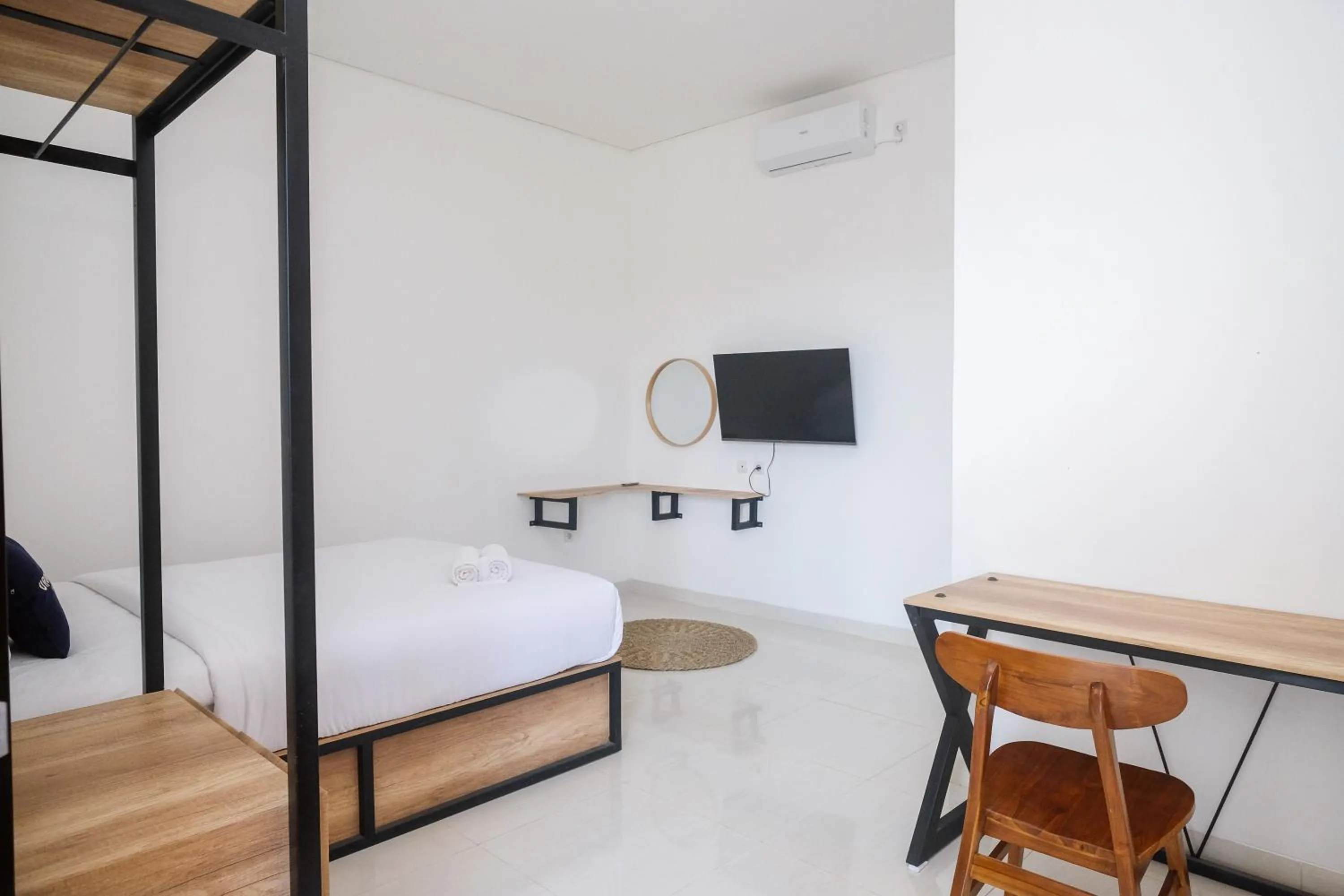 Bedroom, Bed in Urbanview Griya Kusumo Seturan Yogyakarta