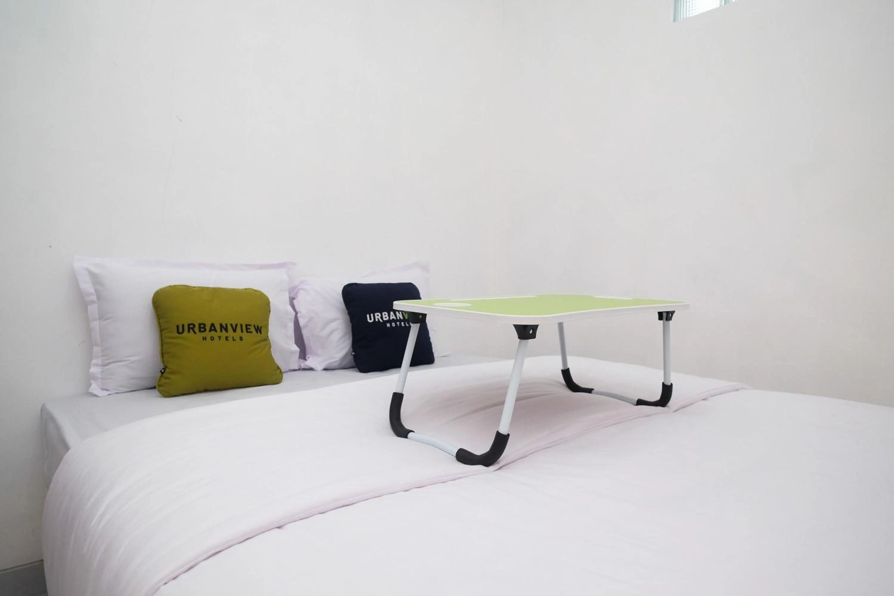 Bedroom, Bed in Urbanview Griya Kusumo Seturan Yogyakarta