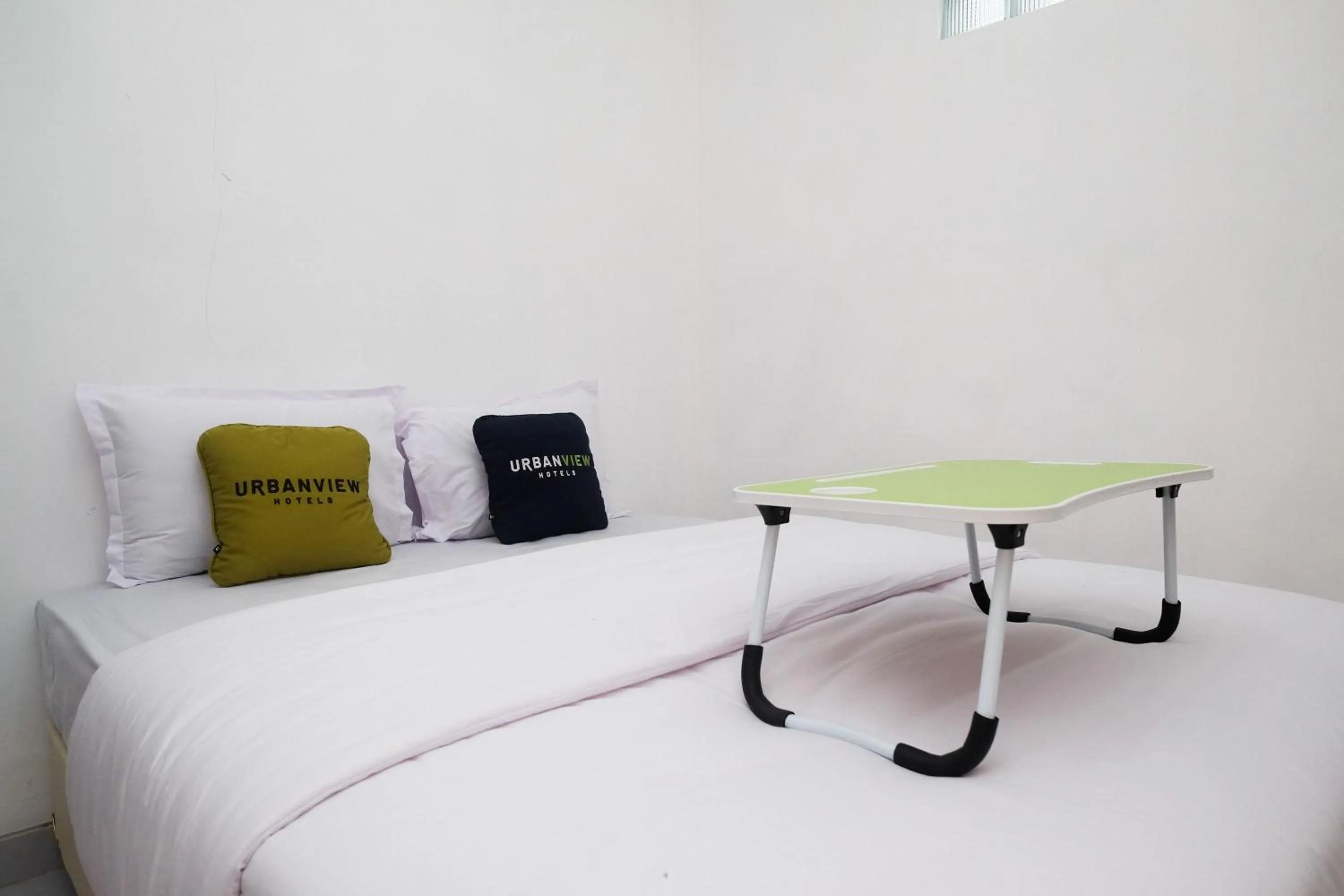 Bedroom, Bed in Urbanview Griya Kusumo Seturan Yogyakarta