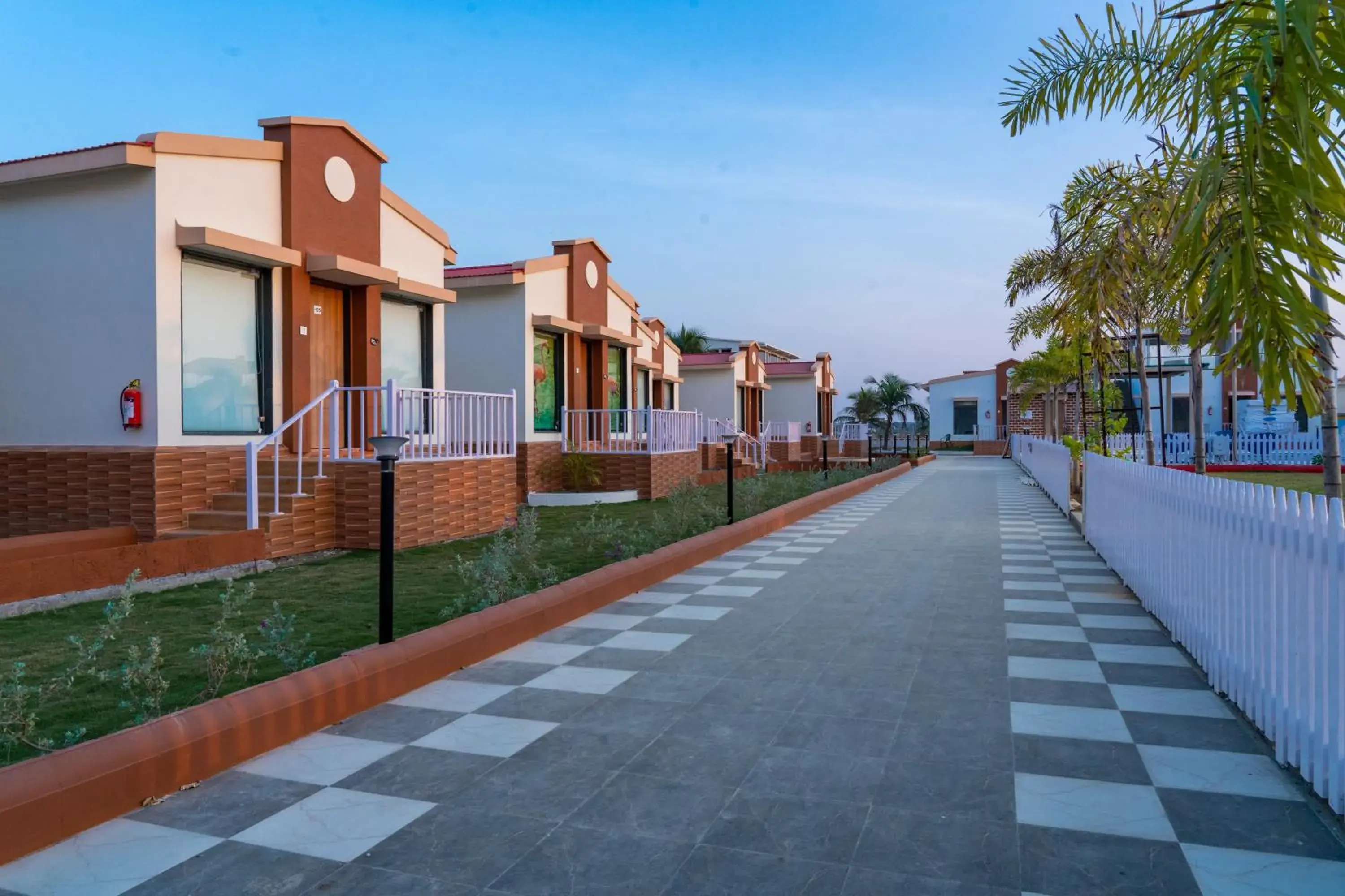 Property building in Flamingo Club and Resort Una 3 Km Away from Diu Check Post Property building in Flamingo Club and Resort Una 3 Km Away from Diu Check Post