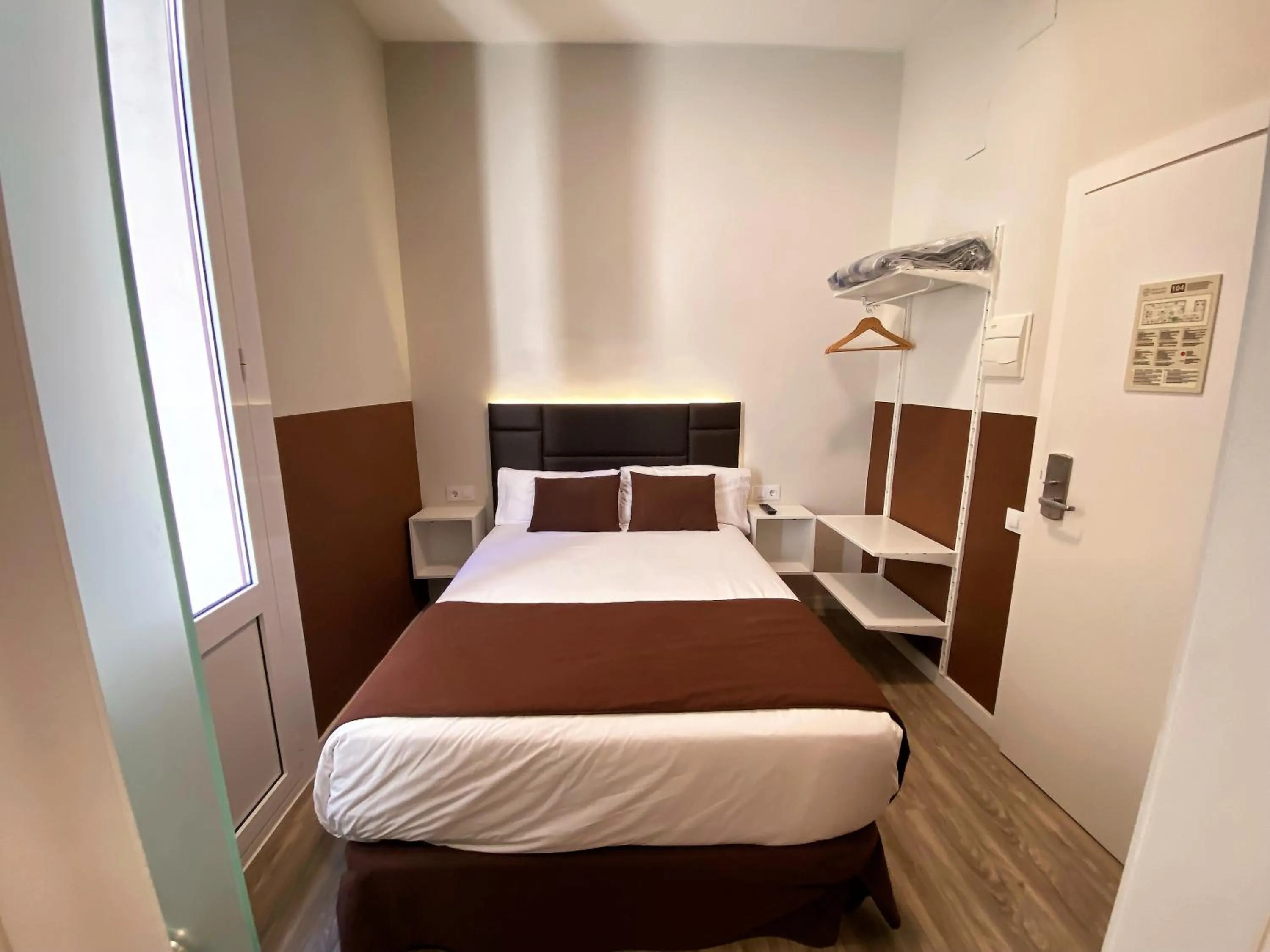 Photo of the whole room, Bed in BCN Urbaness Hotels Bonavista