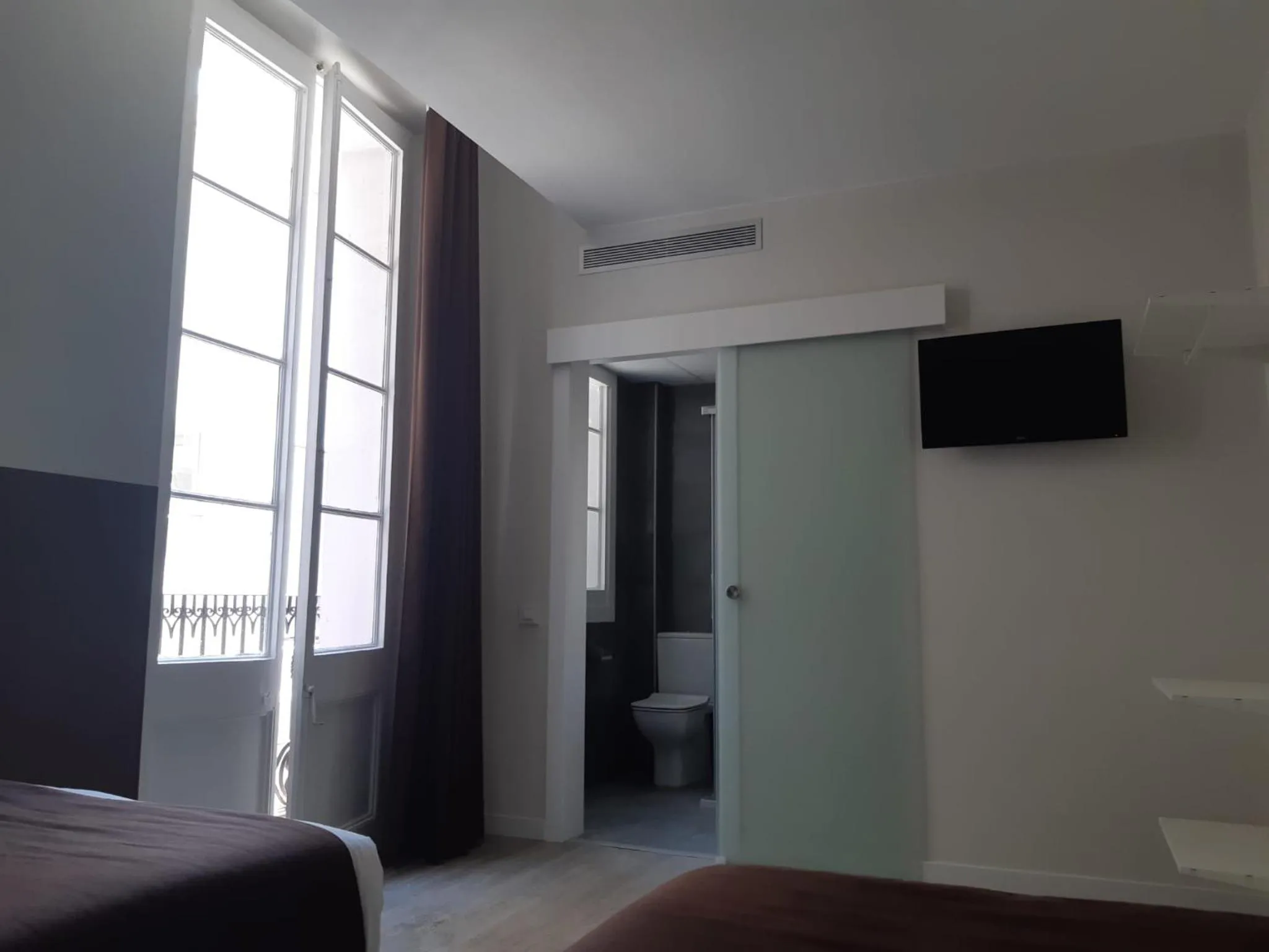 TV and multimedia, Bed in BCN Urbaness Hotels Bonavista