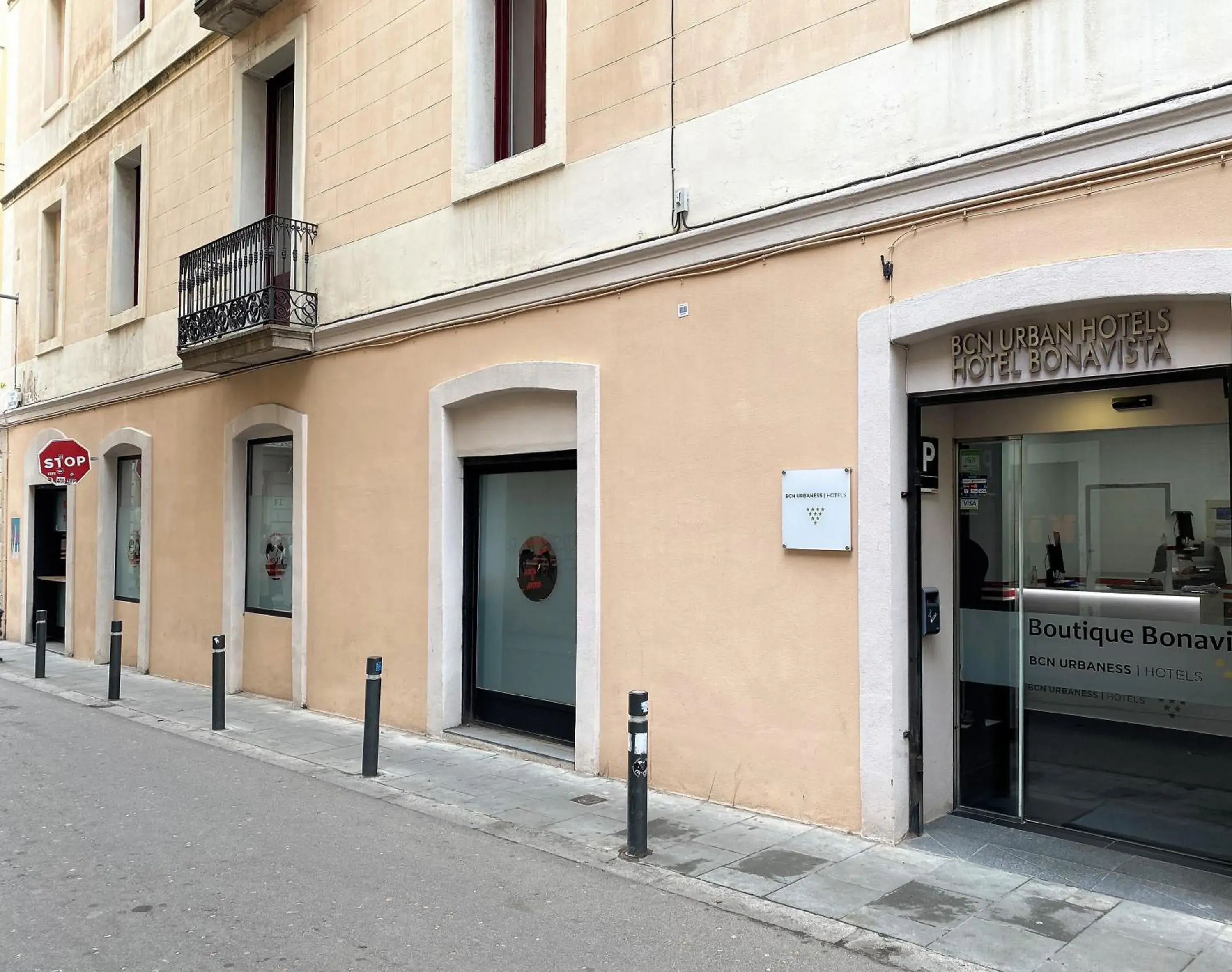 Property building in BCN Urbaness Hotels Bonavista Property building in BCN Urbaness Hotels Bonavista