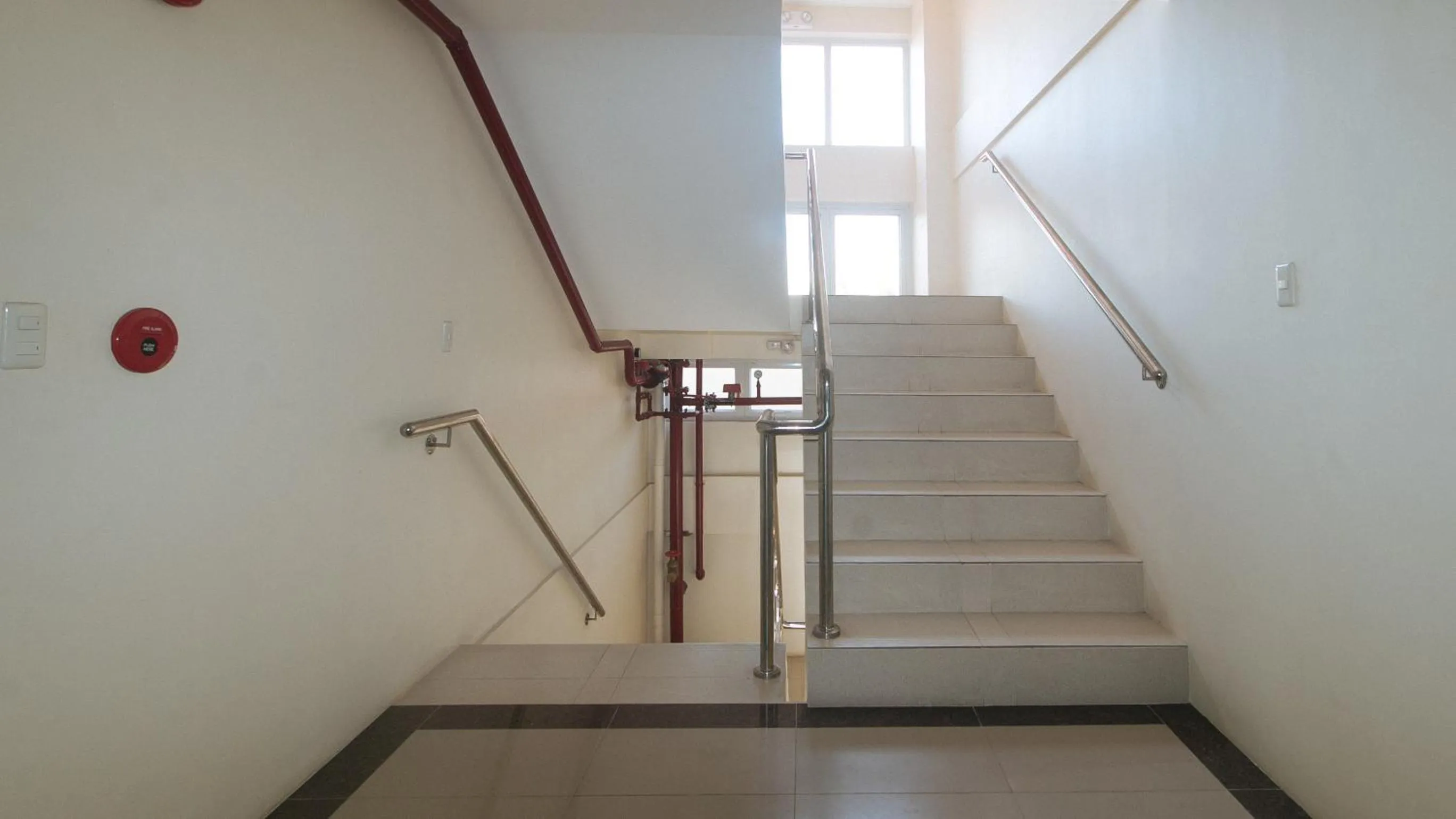 Area and facilities in RedDoorz @ Leoncia Apartelle Mandaue City