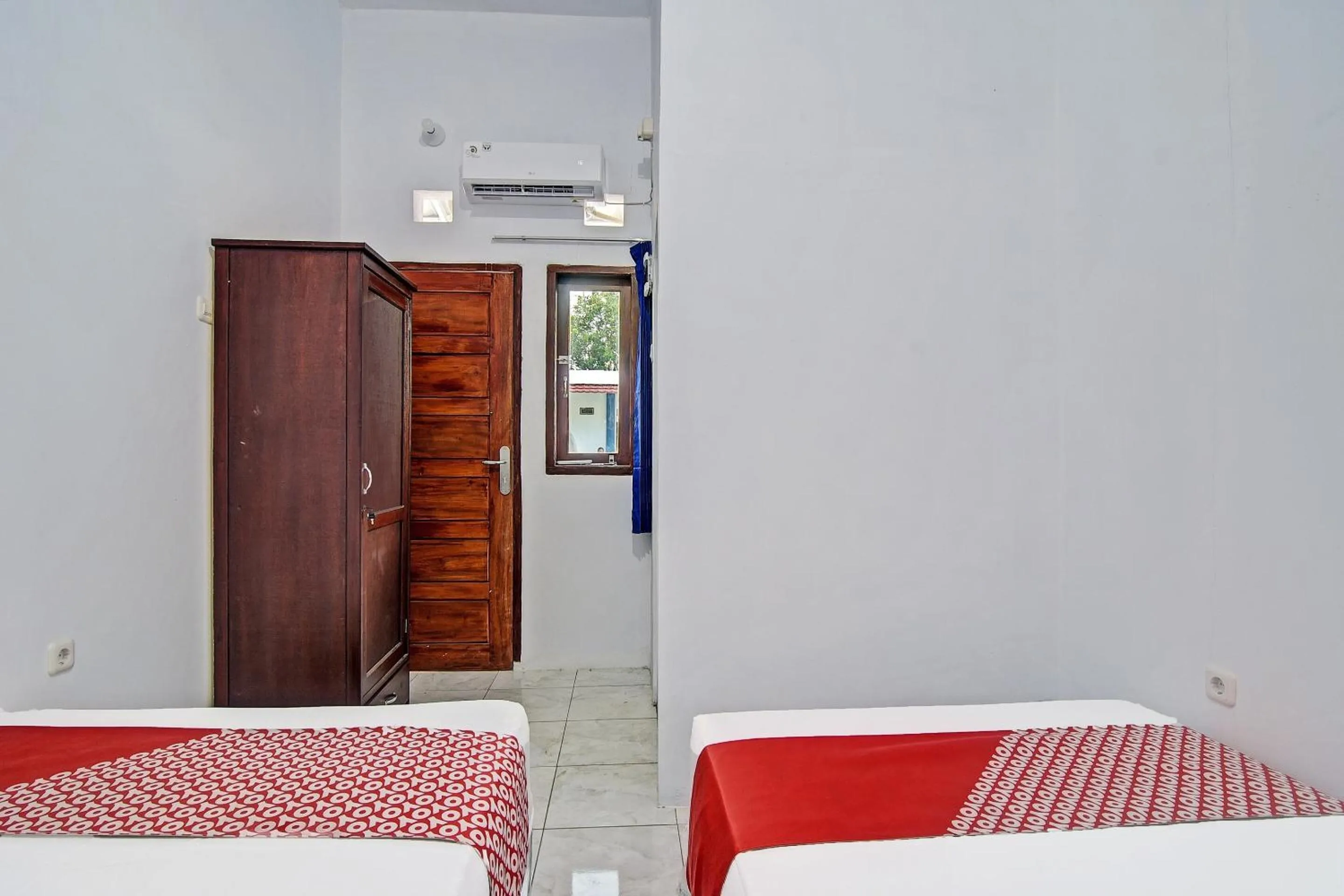 Bedroom, Bed in Hotel O Cvictory Inn