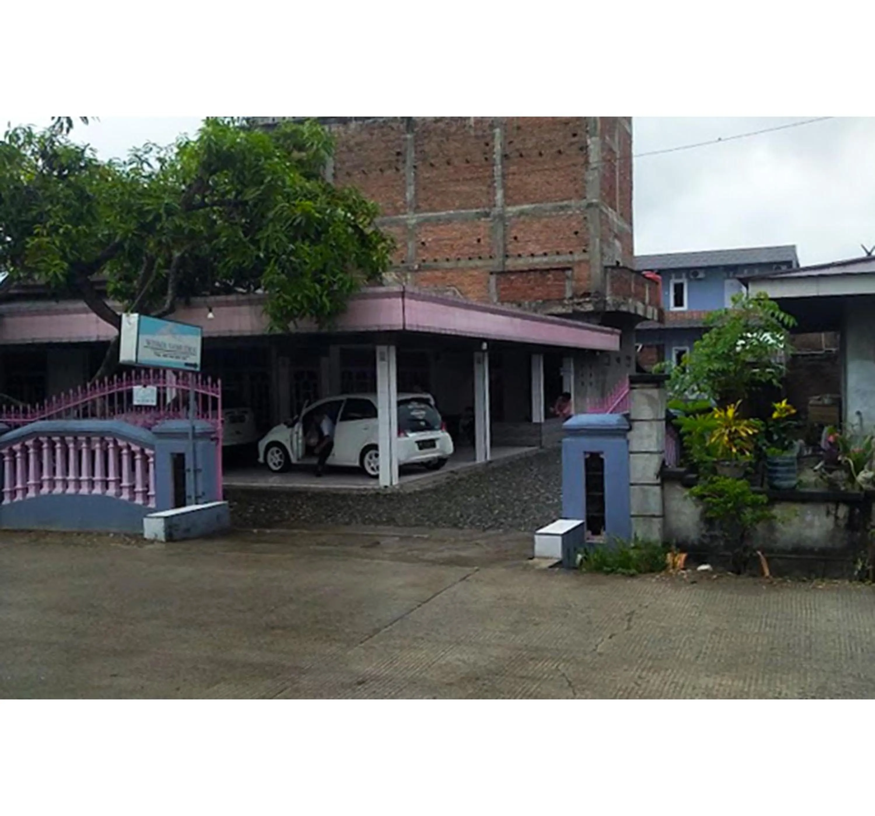 Facade/entrance in Hotel O Wisma Samudra