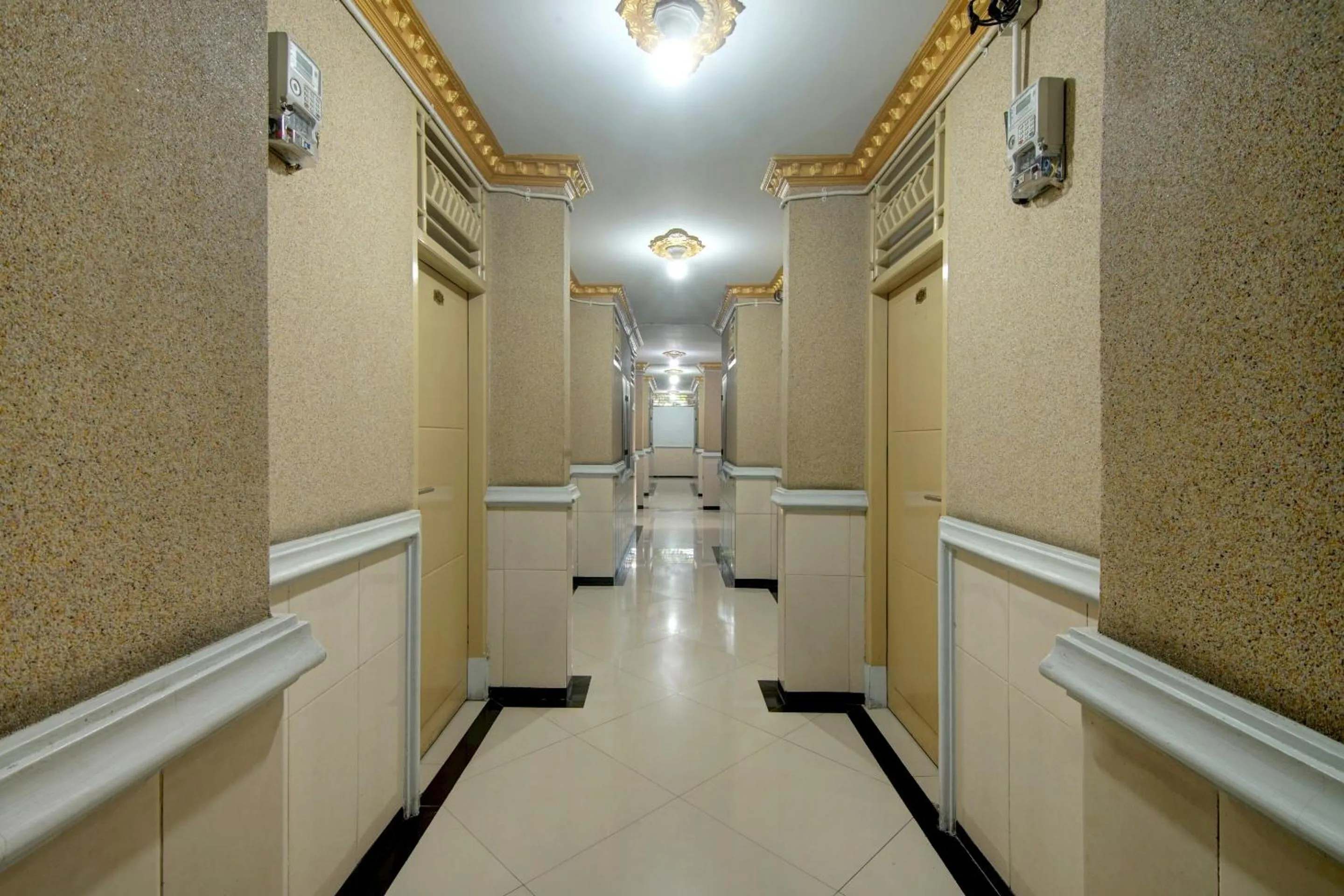 Lobby or reception in Hotel O Padang City Center Near Gunung Padang Formerly Hotel Fitriaendika