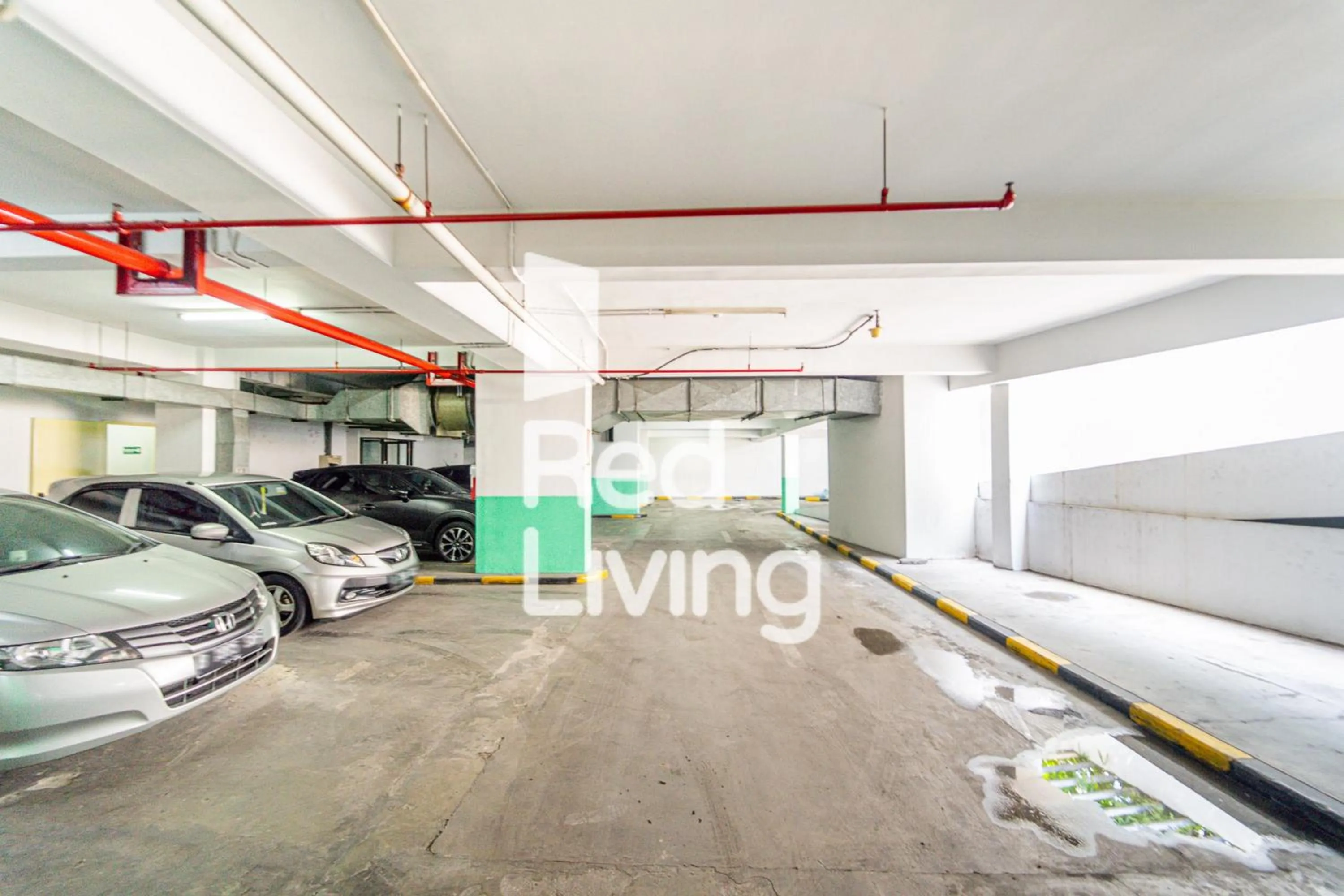 Parking in RedLiving Apartemen Tamansari Sudirman - Abdi Home