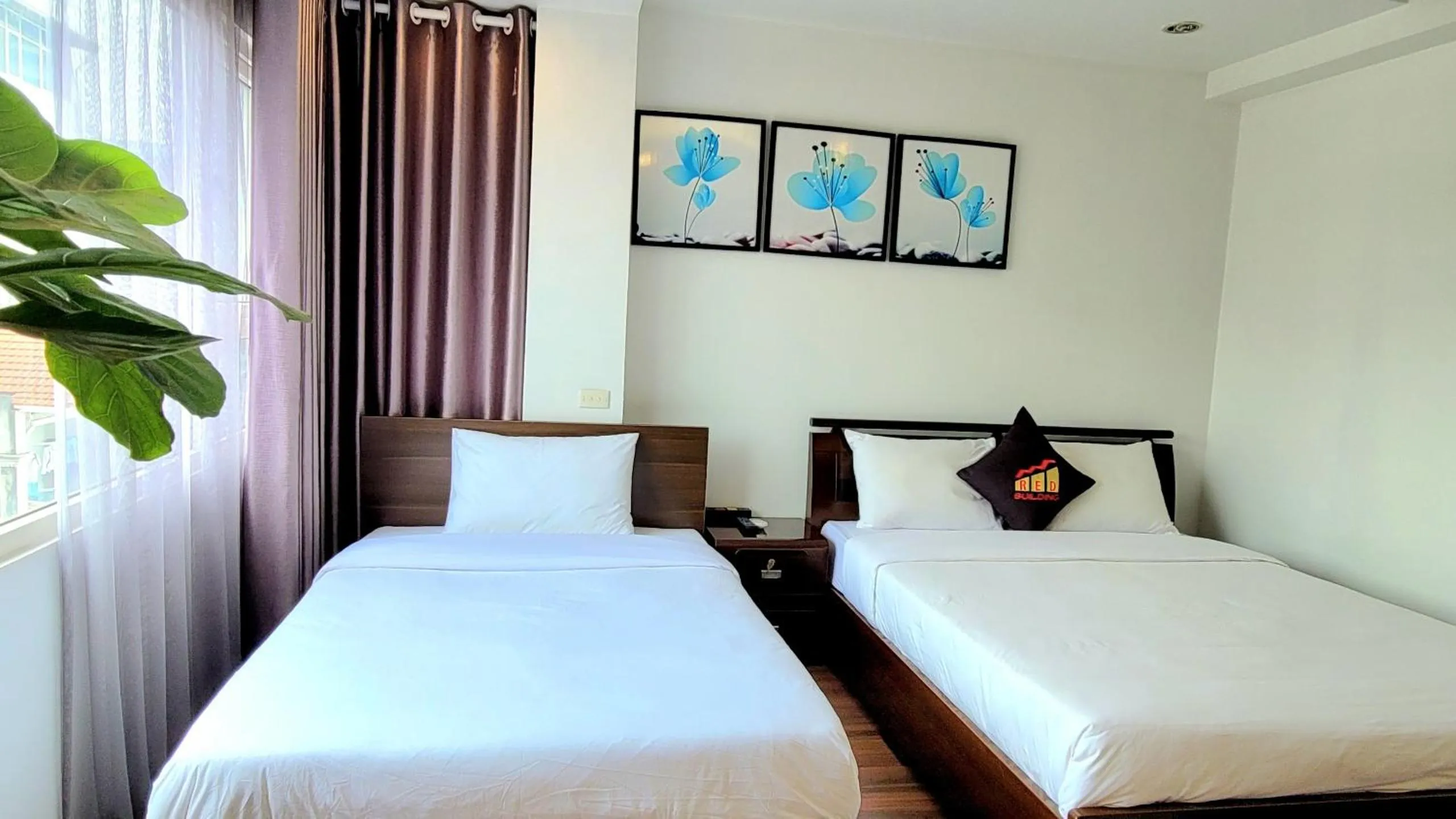 Bed in Red Building - Hotel - Hà Nội