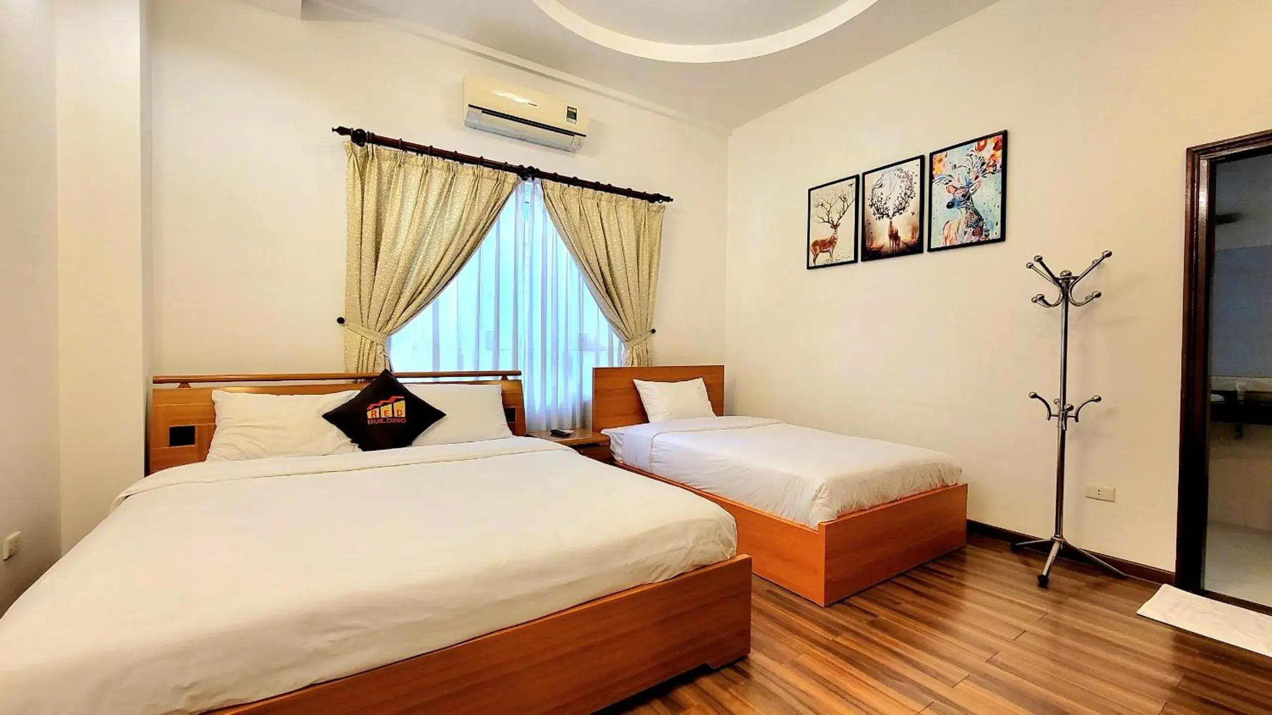 Superior Family Room in Red Building - Hotel - Hà Nội Superior Family Room in Red Building - Hotel - Hà Nội