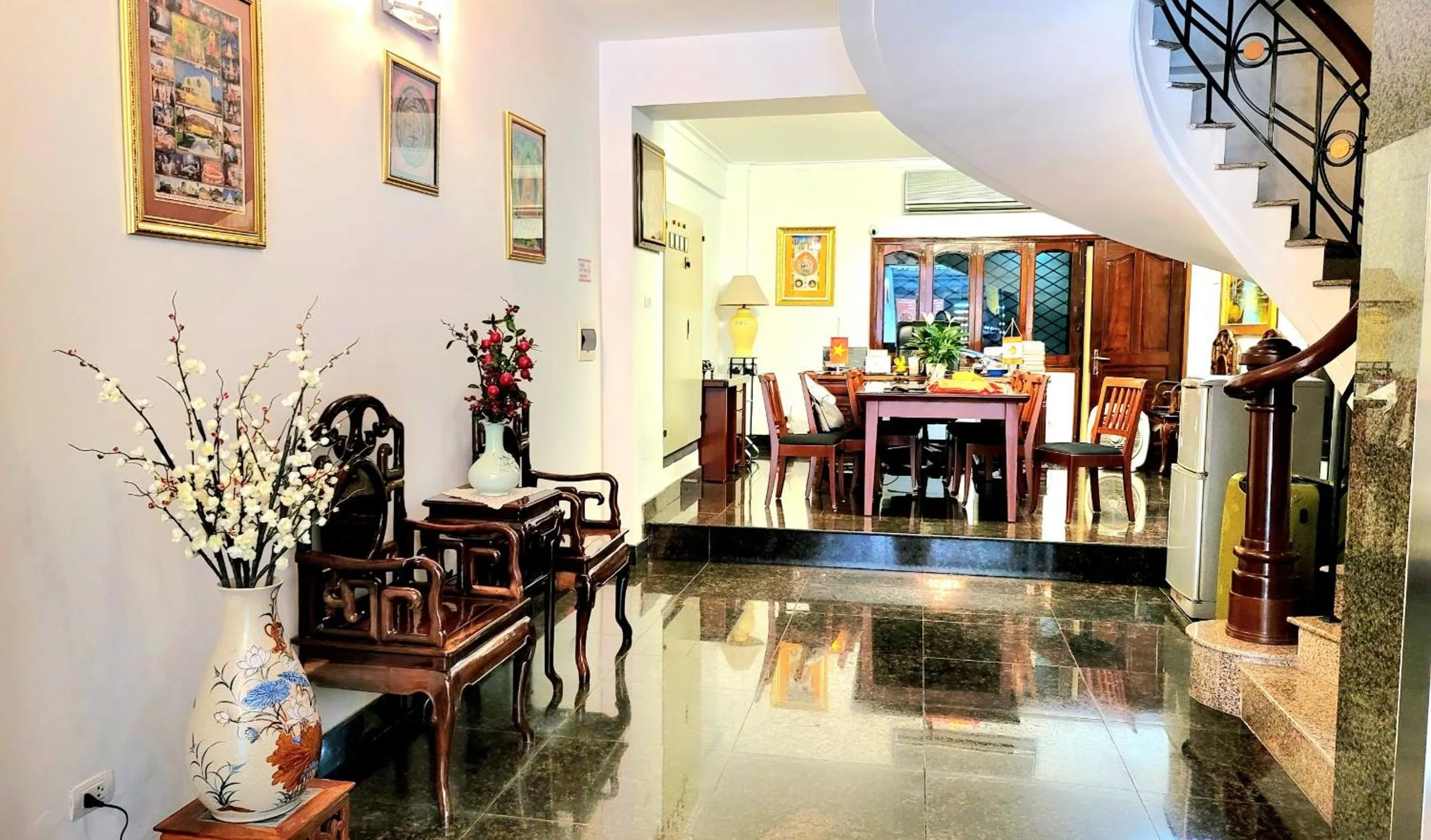 Lobby or reception in Red Building - Hotel - Hà Nội