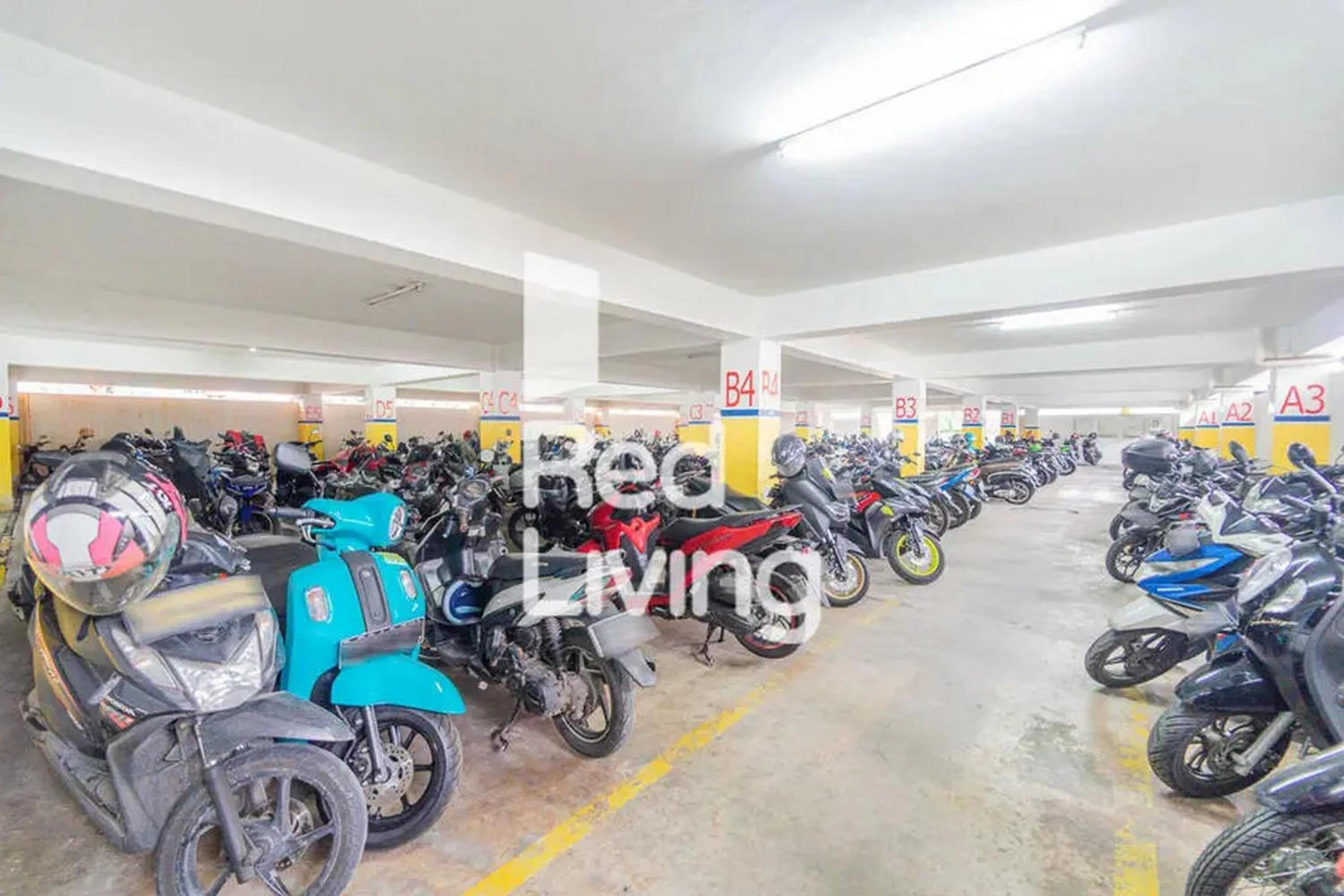 Parking in RedLiving Apartemen Sentra Timur Residence - Myroom id Tower Green