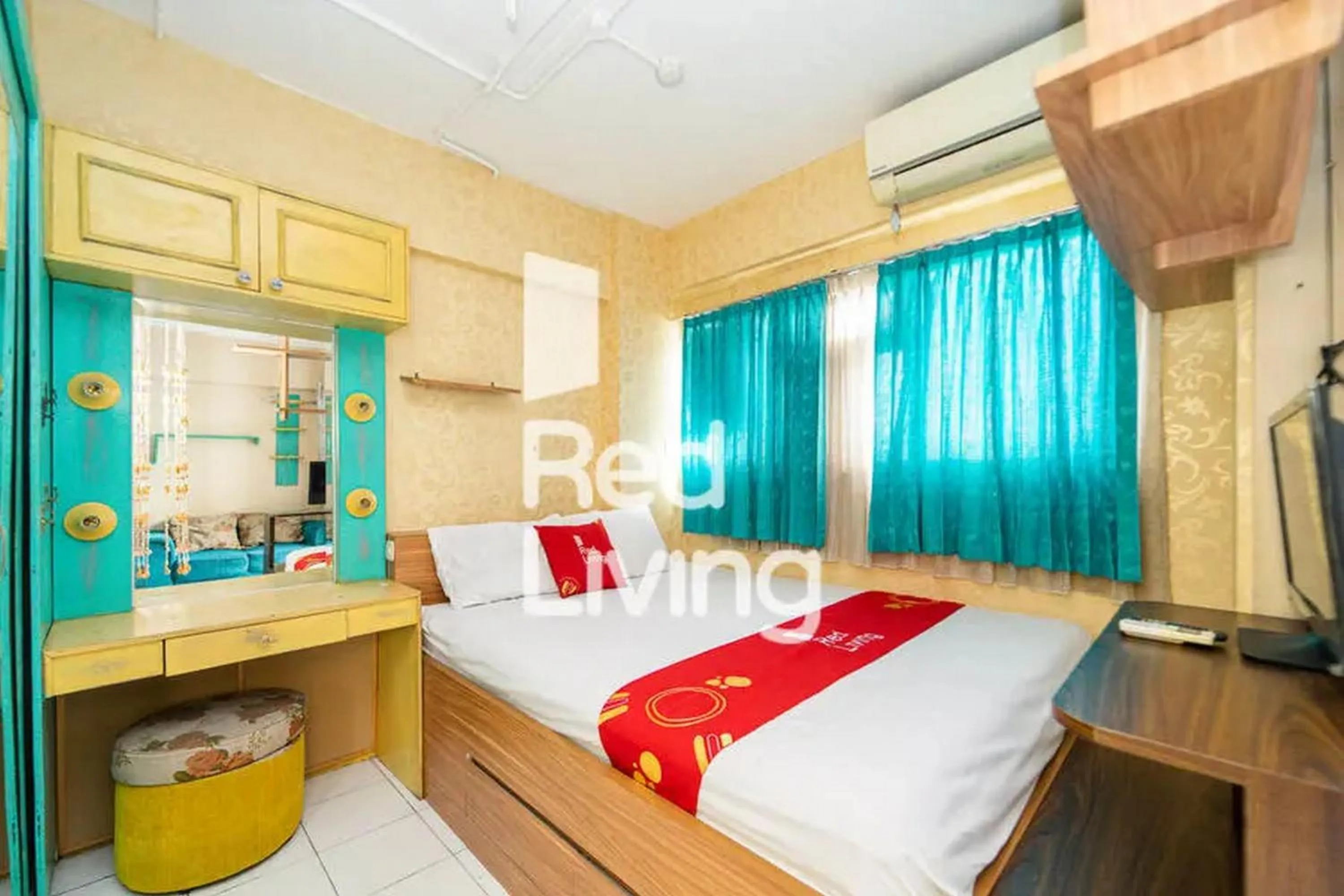 Bedroom, Bed in RedLiving Apartemen Sentra Timur Residence - Myroom id Tower Green