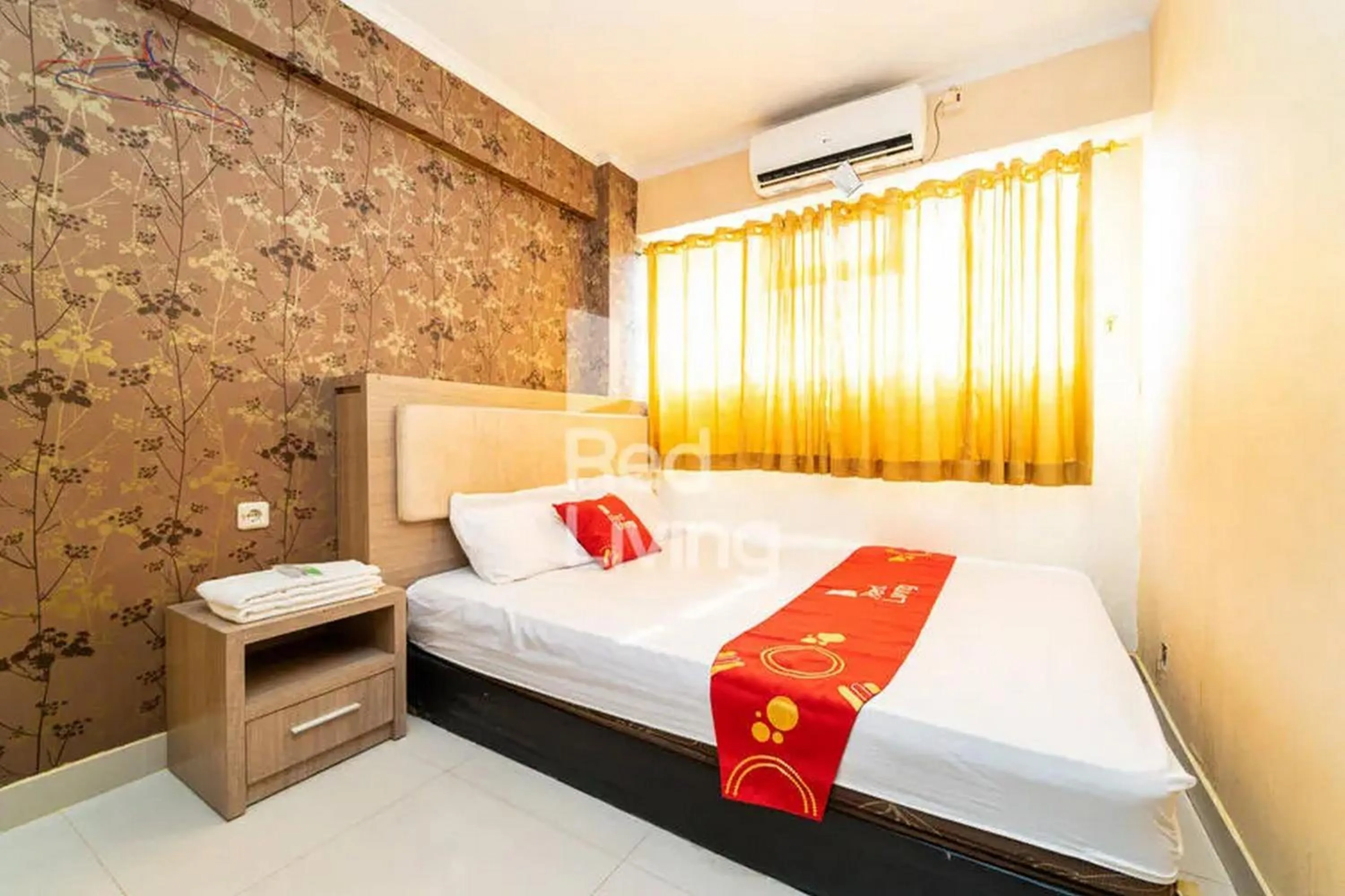 Bedroom, Bed in RedLiving Apartemen Sentra Timur Residence - Myroom id Tower Green