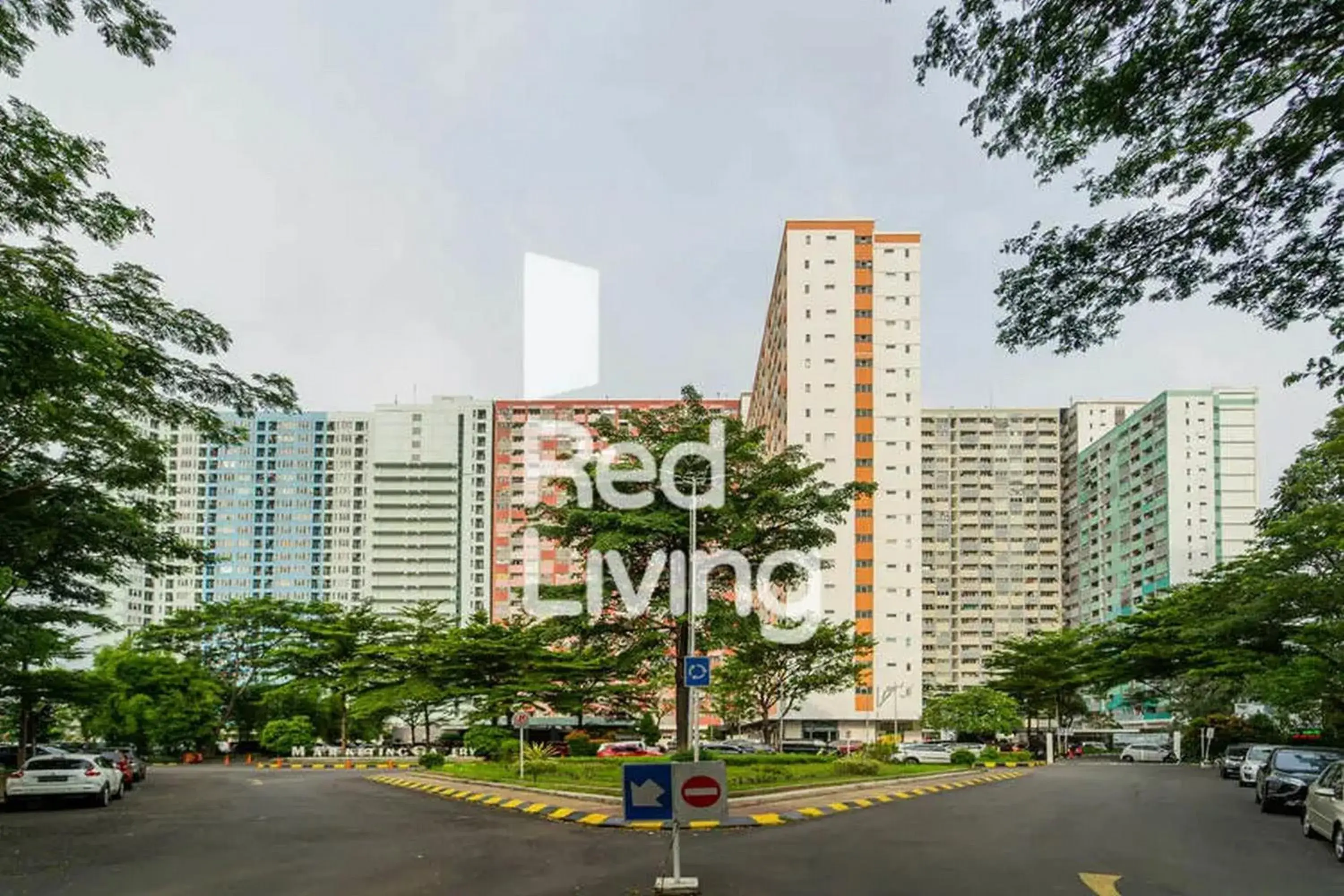 Property building in RedLiving Apartemen Sentra Timur Residence - Myroom id Tower Green Property building in RedLiving Apartemen Sentra Timur Residence - Myroom id Tower Green
