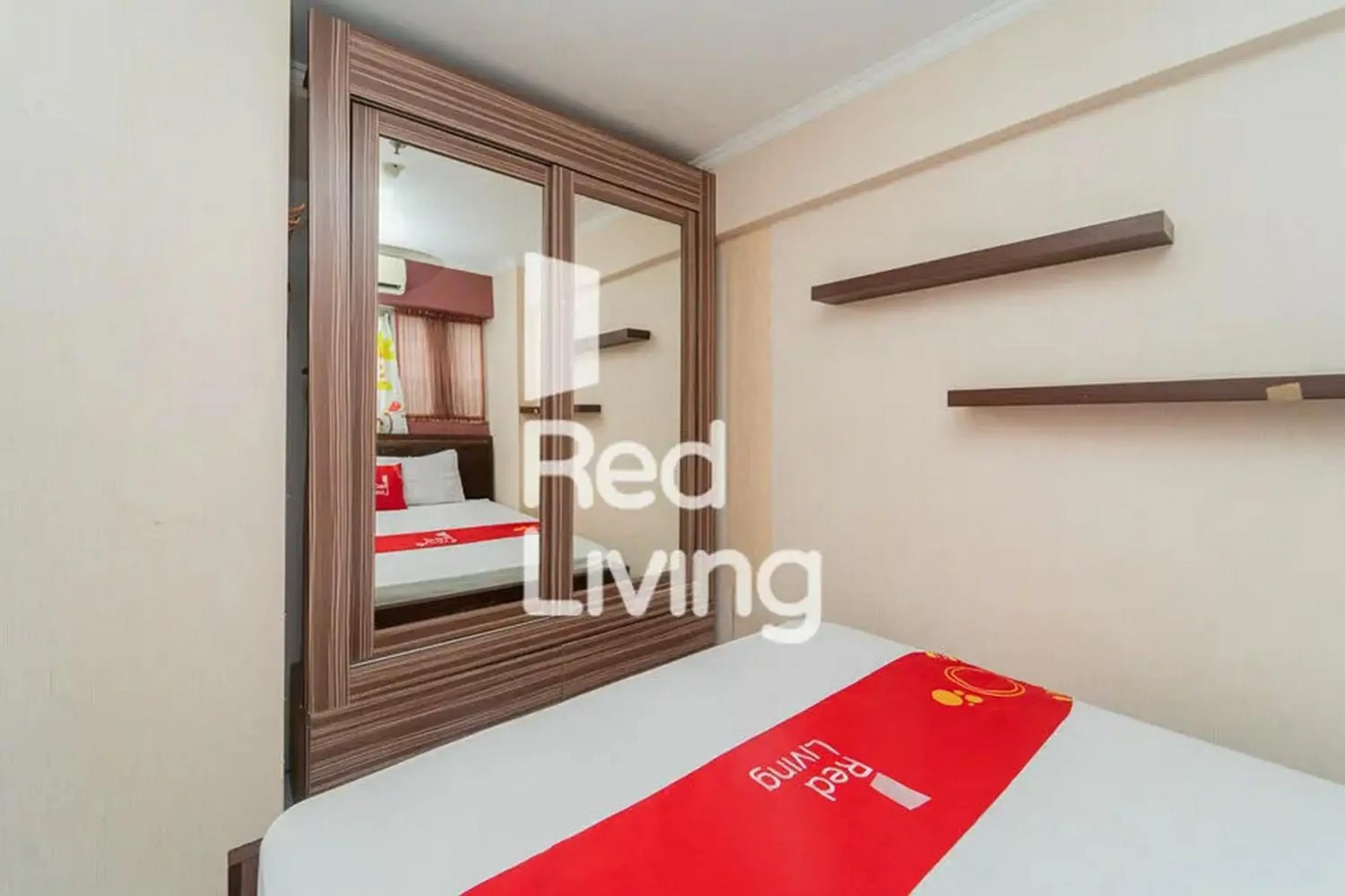 Bedroom, Bed in RedLiving Apartemen Sentra Timur Residence - Myroom id Tower Green Bedroom, Bed in RedLiving Apartemen Sentra Timur Residence - Myroom id Tower Green