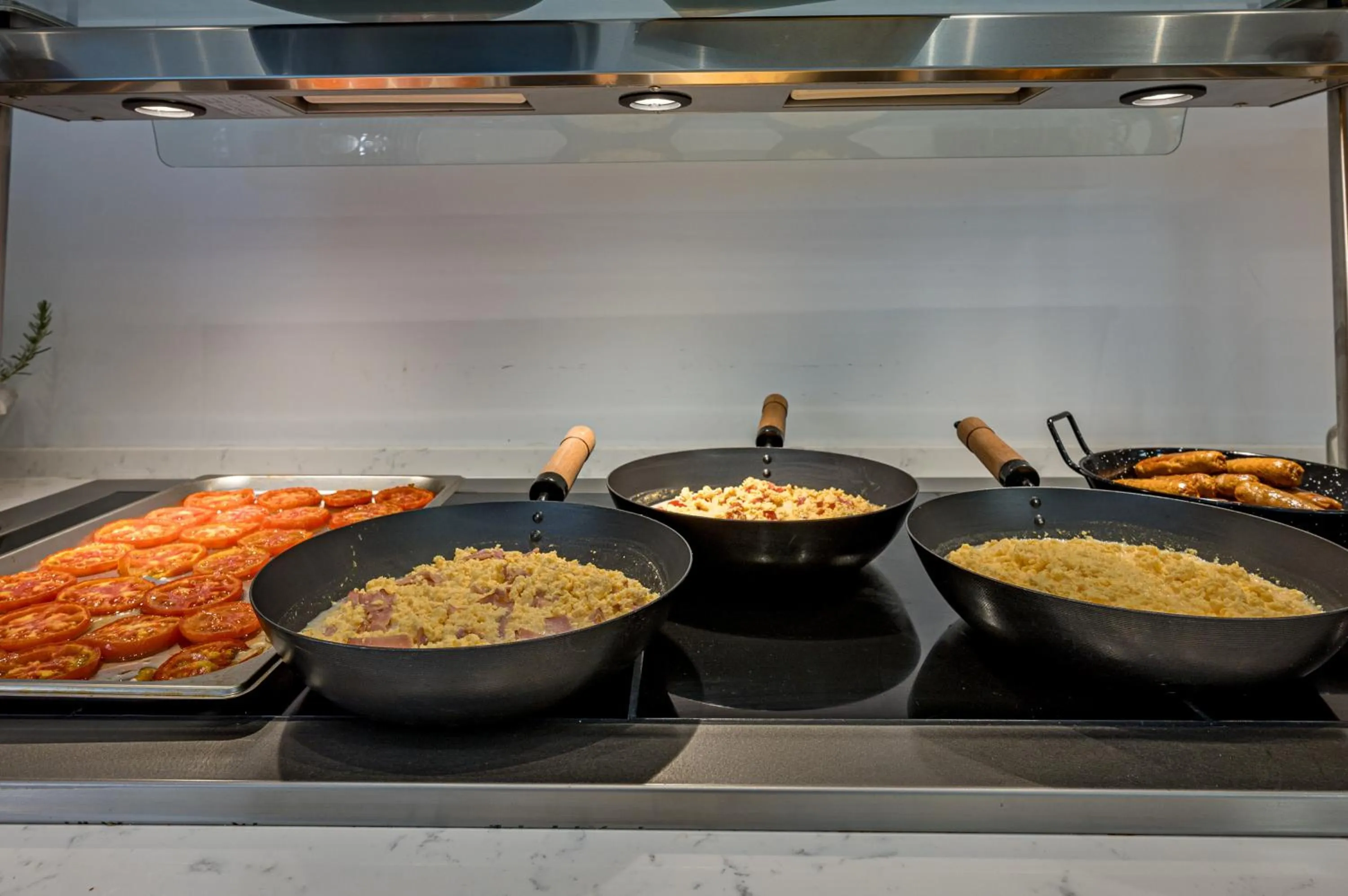 Breakfast in Mirage Bleu Hotel