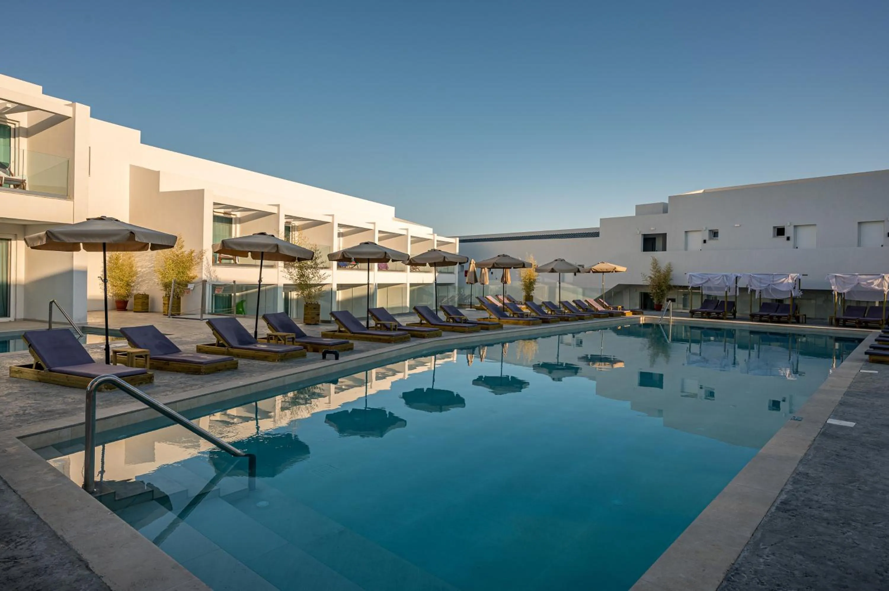 Pool view in Mirage Bleu Hotel