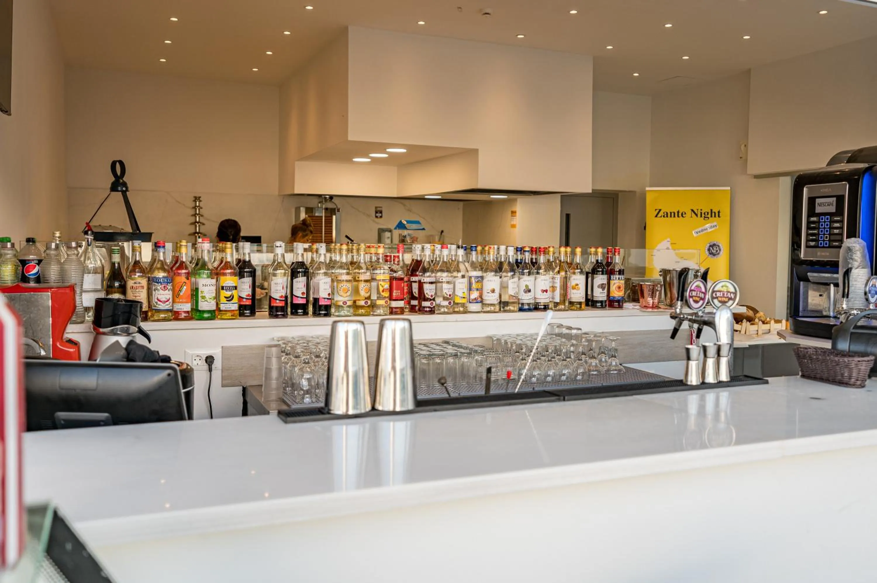 Lounge or bar in Mirage Bleu Hotel