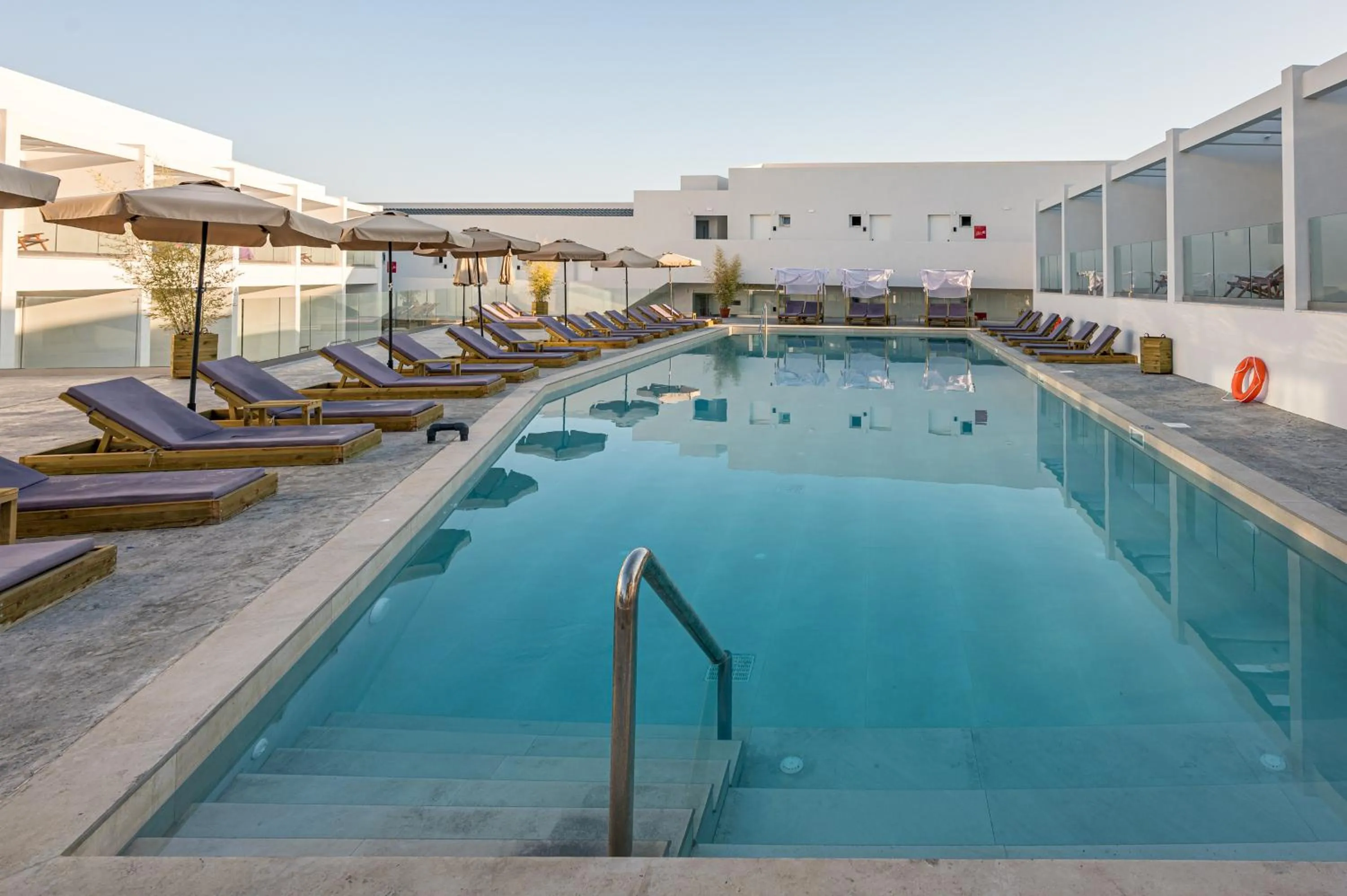 Pool view in Mirage Bleu Hotel