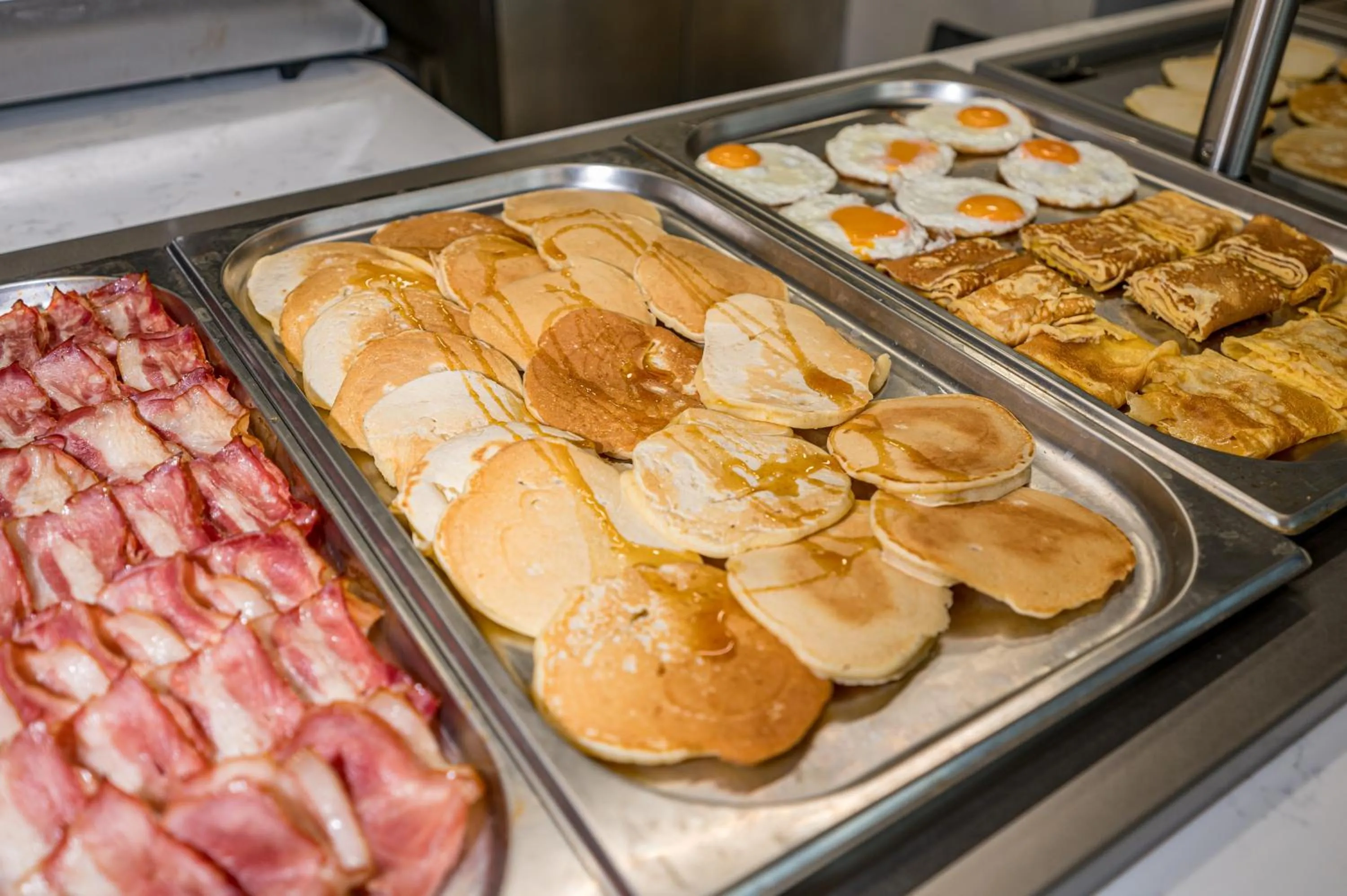 Breakfast in Mirage Bleu Hotel