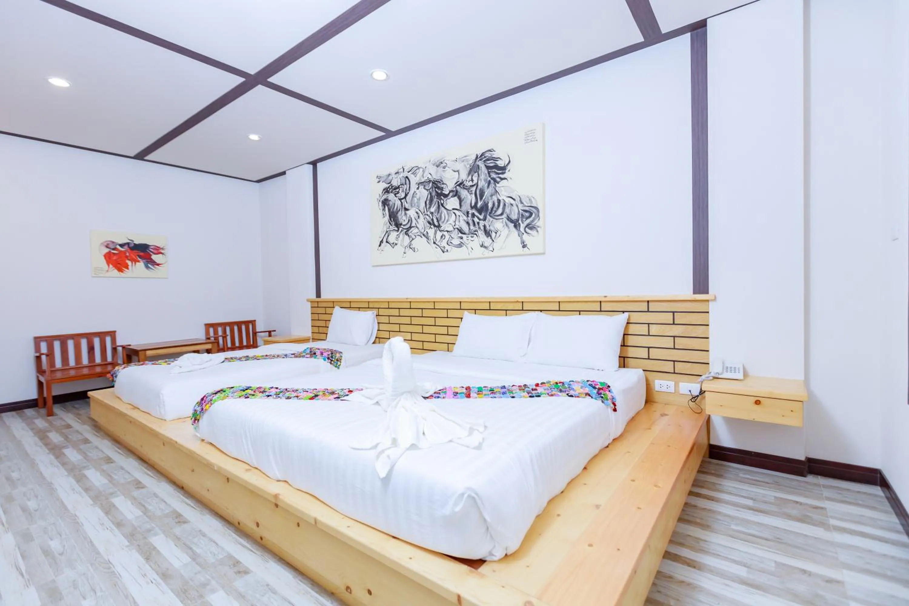 Bed in Saline Hot Spring Resort นำ้พุร้อนเค็ม รีสอร์ท