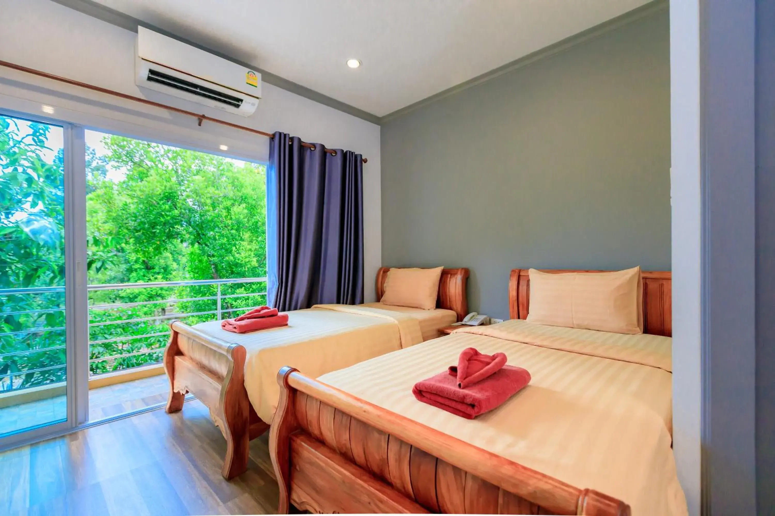Standard Twin Room in Saline Hot Spring Resort นำ้พุร้อนเค็ม รีสอร์ท Standard Twin Room in Saline Hot Spring Resort นำ้พุร้อนเค็ม รีสอร์ท