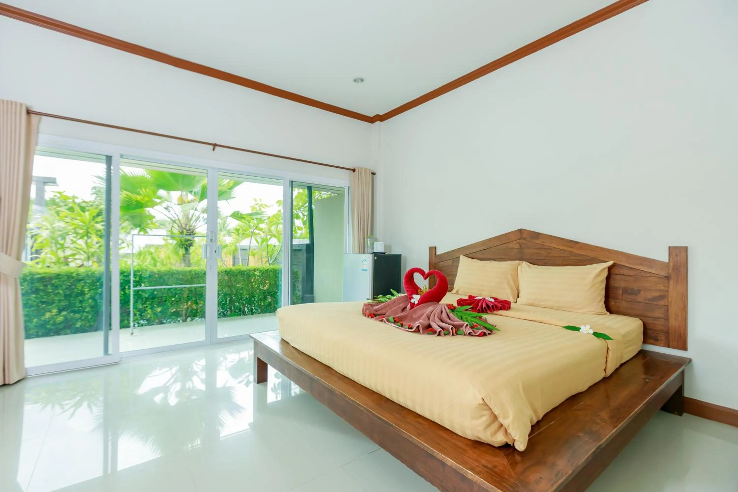 Bedroom, Bed in Saline Hot Spring Resort นำ้พุร้อนเค็ม รีสอร์ท