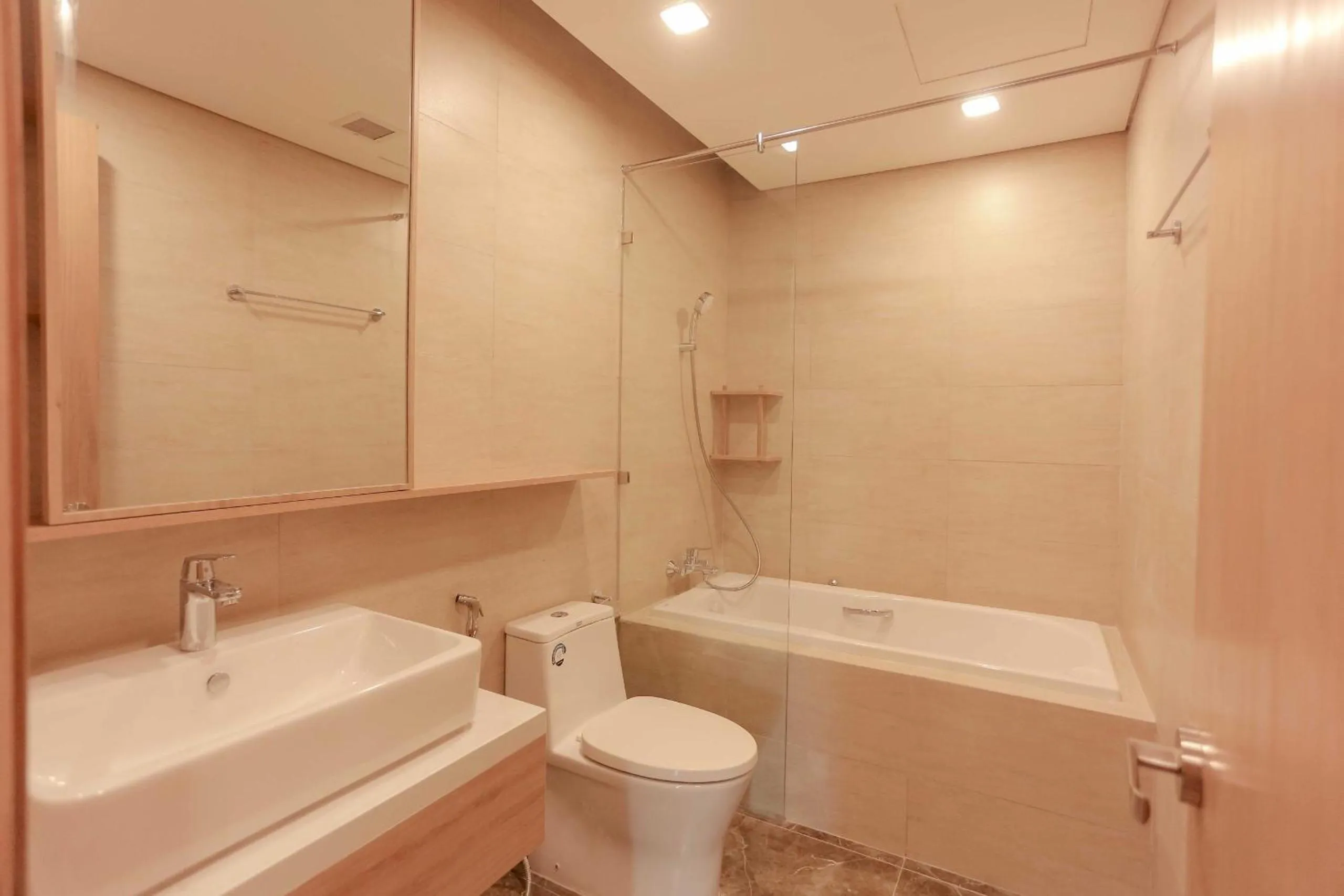 Shower in Tony Apartment -FLC Sea Tower Quy Nhon