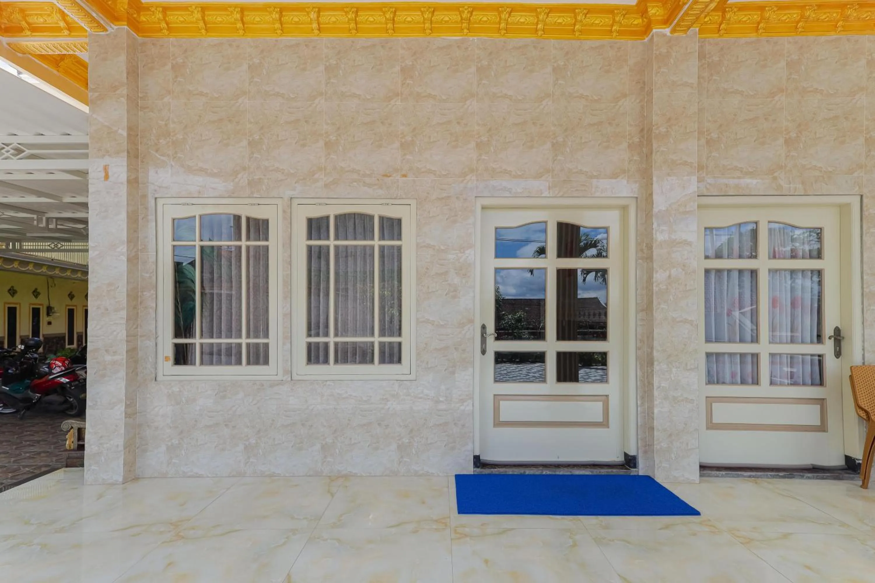 Facade/entrance in RedDoorz Plus @ Villa Bontes Batu