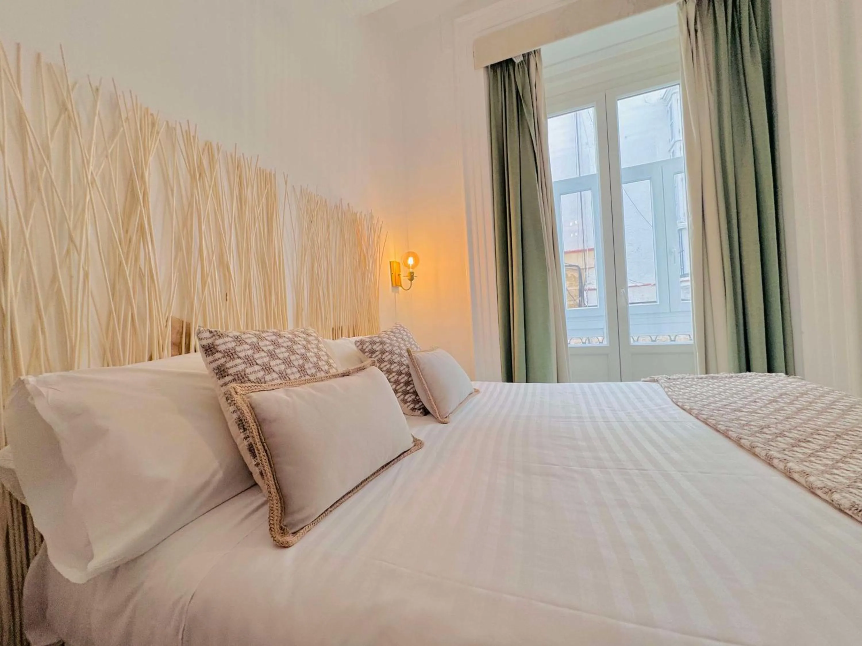 Bedroom, Bed in Hotel Boutique Las Cortes De Cádiz