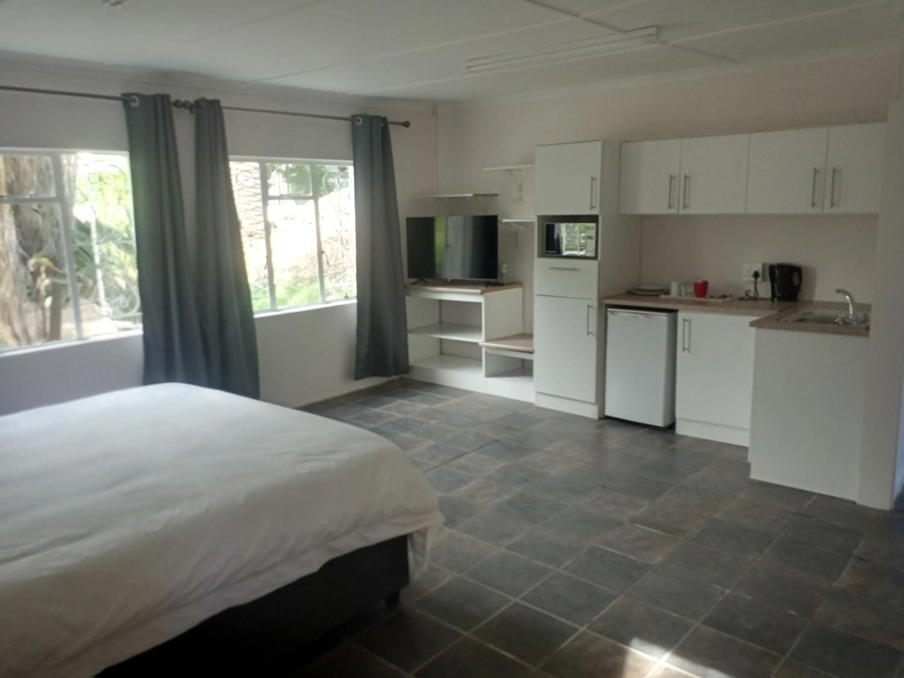 Garden Court B&B